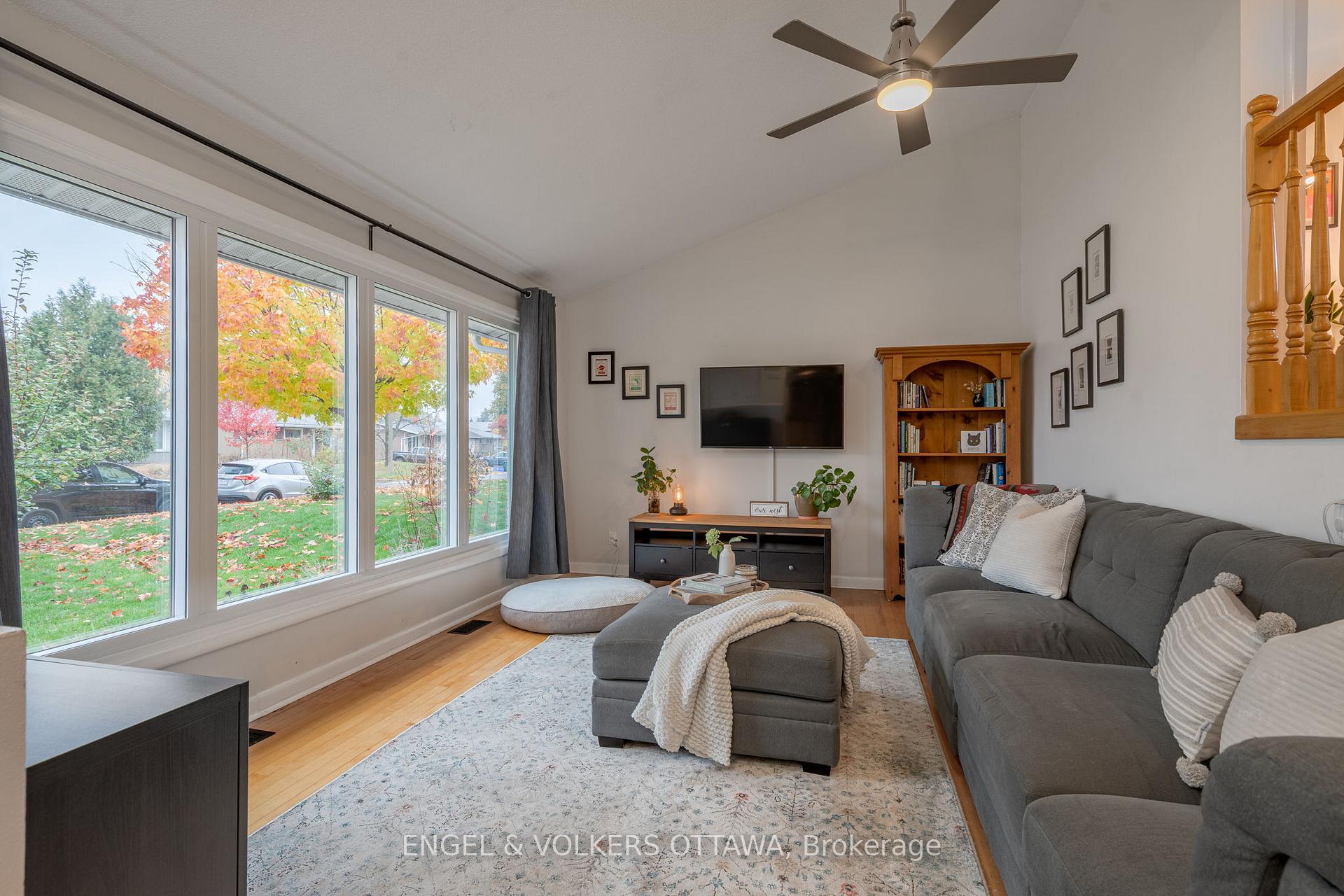 Photo 6 of 1147 Gateway Road, Ottawa, Parkway Park — HOMEH