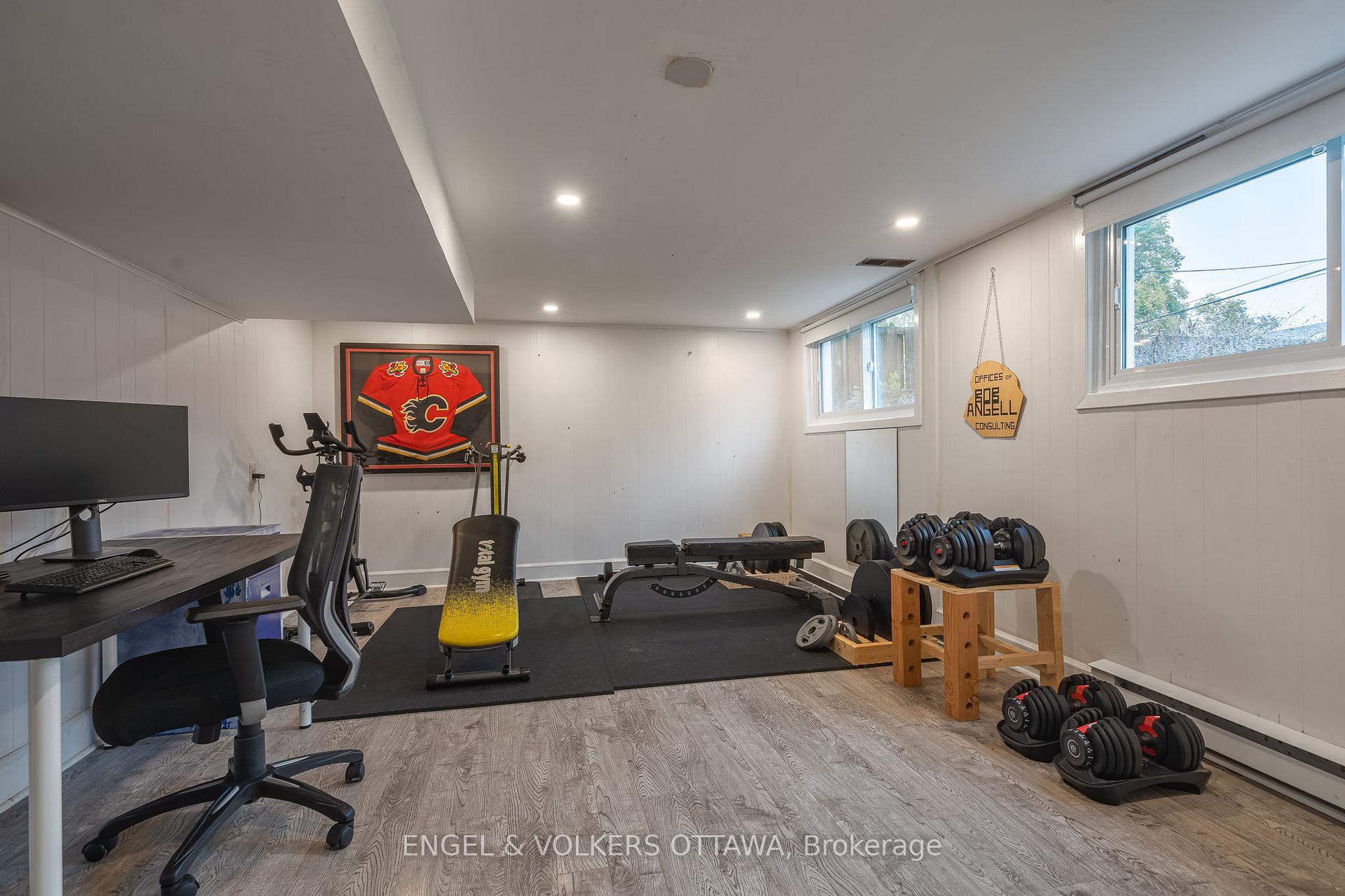 Photo 23 of 1147 Gateway Road, Ottawa, Parkway Park — HOMEH