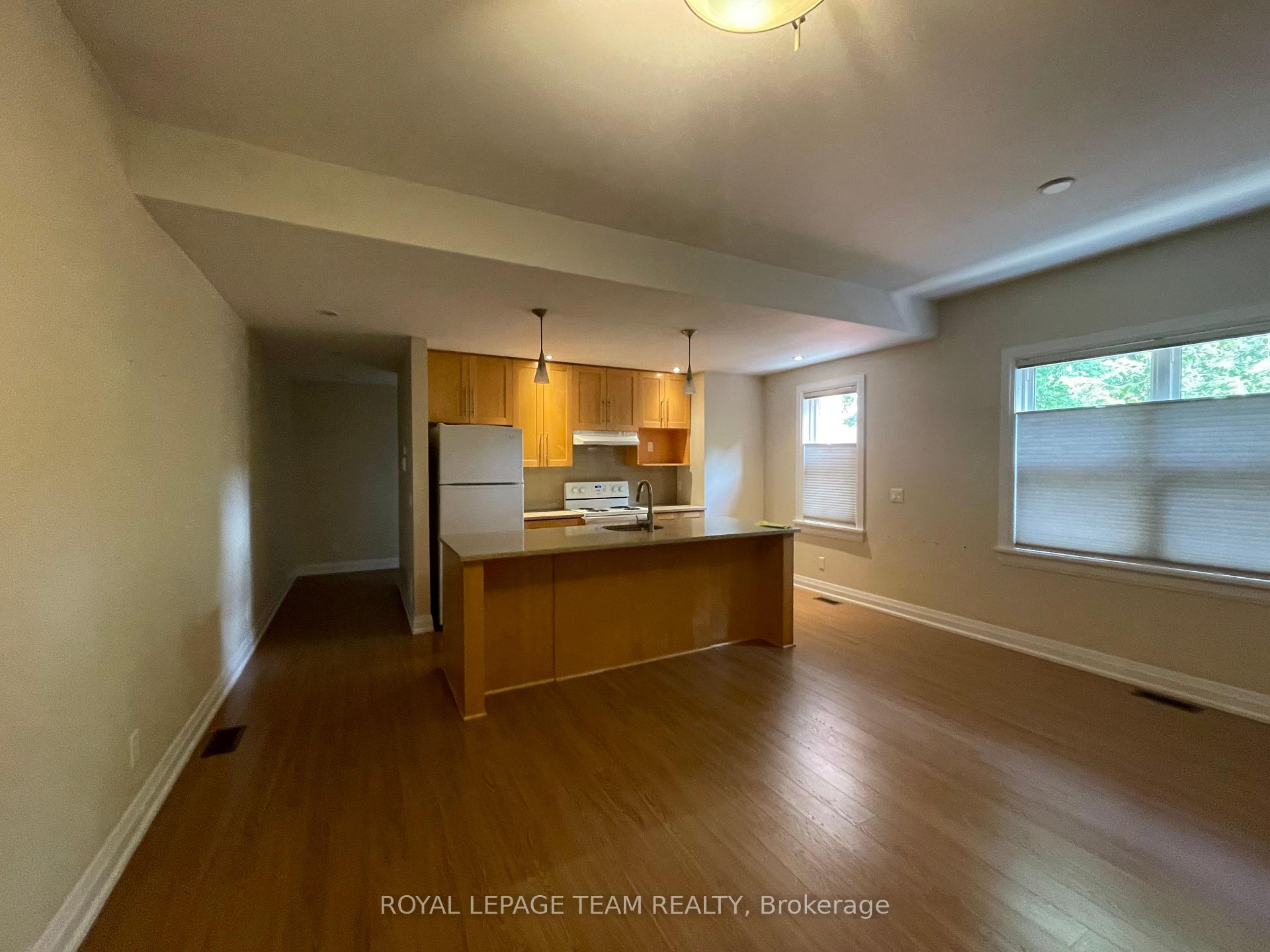 Photo 8 of Unit C, 192 Stanley Avenue, Ottawa, New Edinburgh — HOMEH