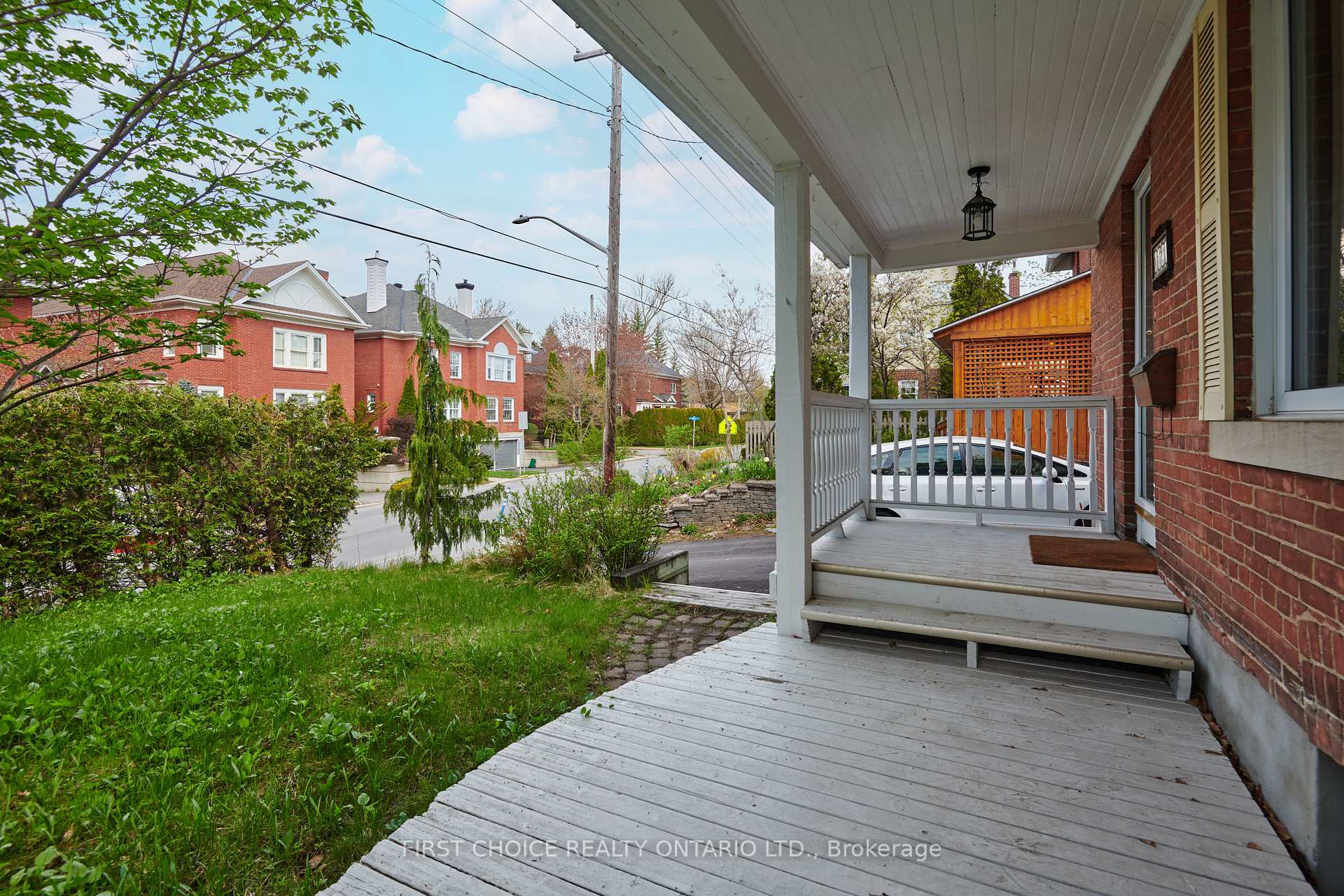 Photo 4 of 171 Springfield Road, Ottawa, Lindenlea — HOMEH