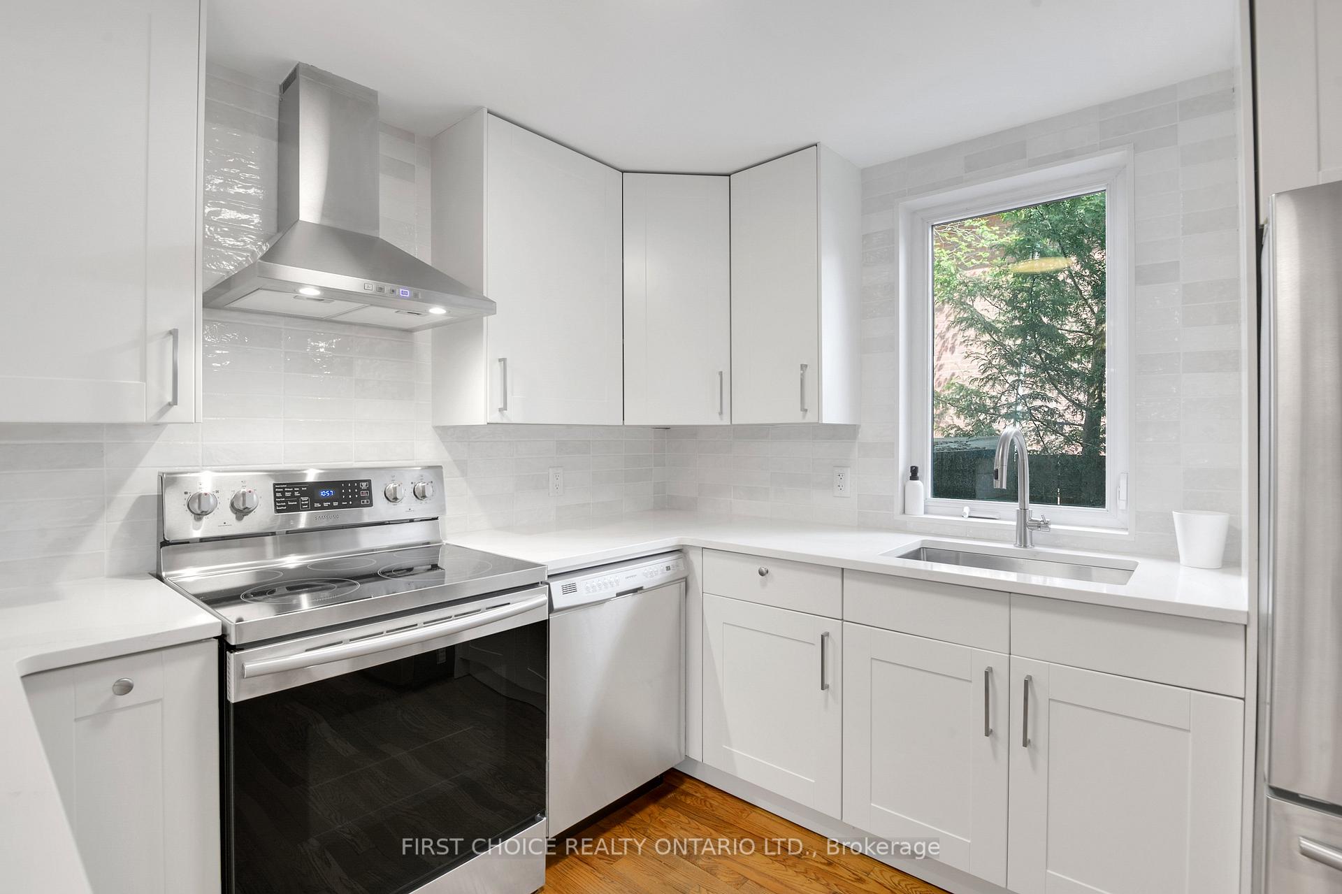 Photo 12 of 171 Springfield Road, Ottawa, Lindenlea — HOMEH