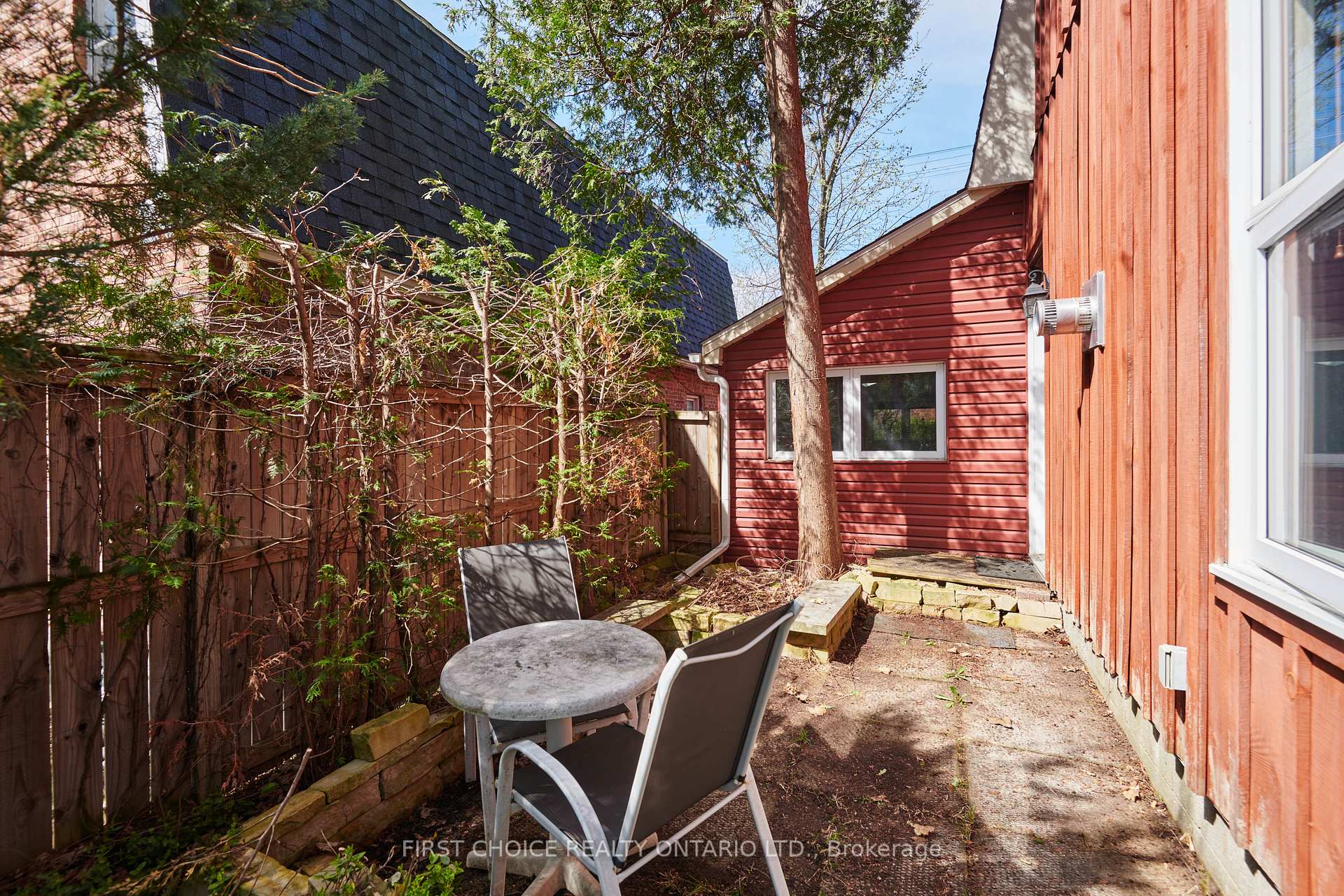 Photo 30 of 171 Springfield Road, Ottawa, Lindenlea — HOMEH