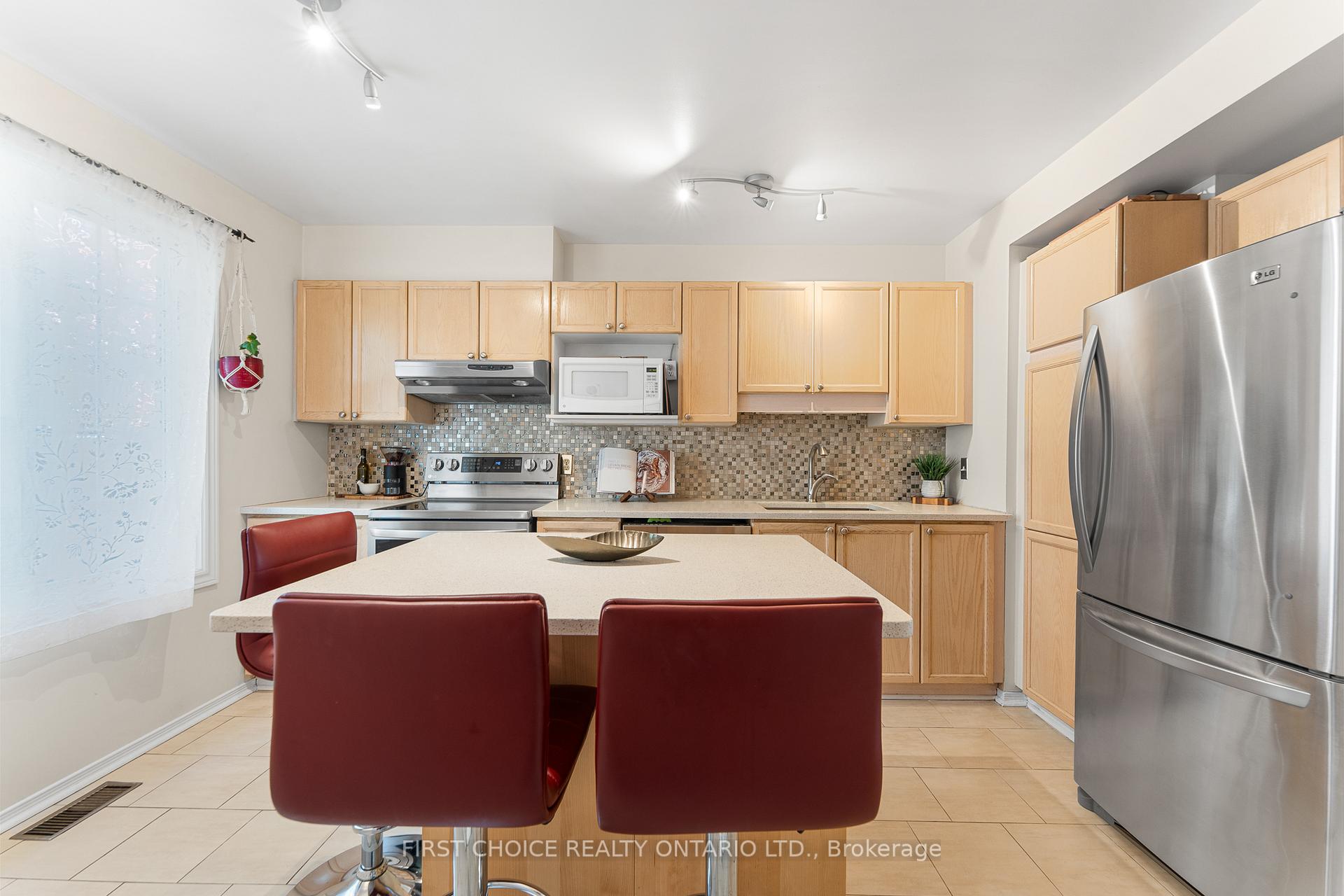 Photo 6 of 1306 Morrison Drive, Ottawa, Redwood Park — HOMEH
