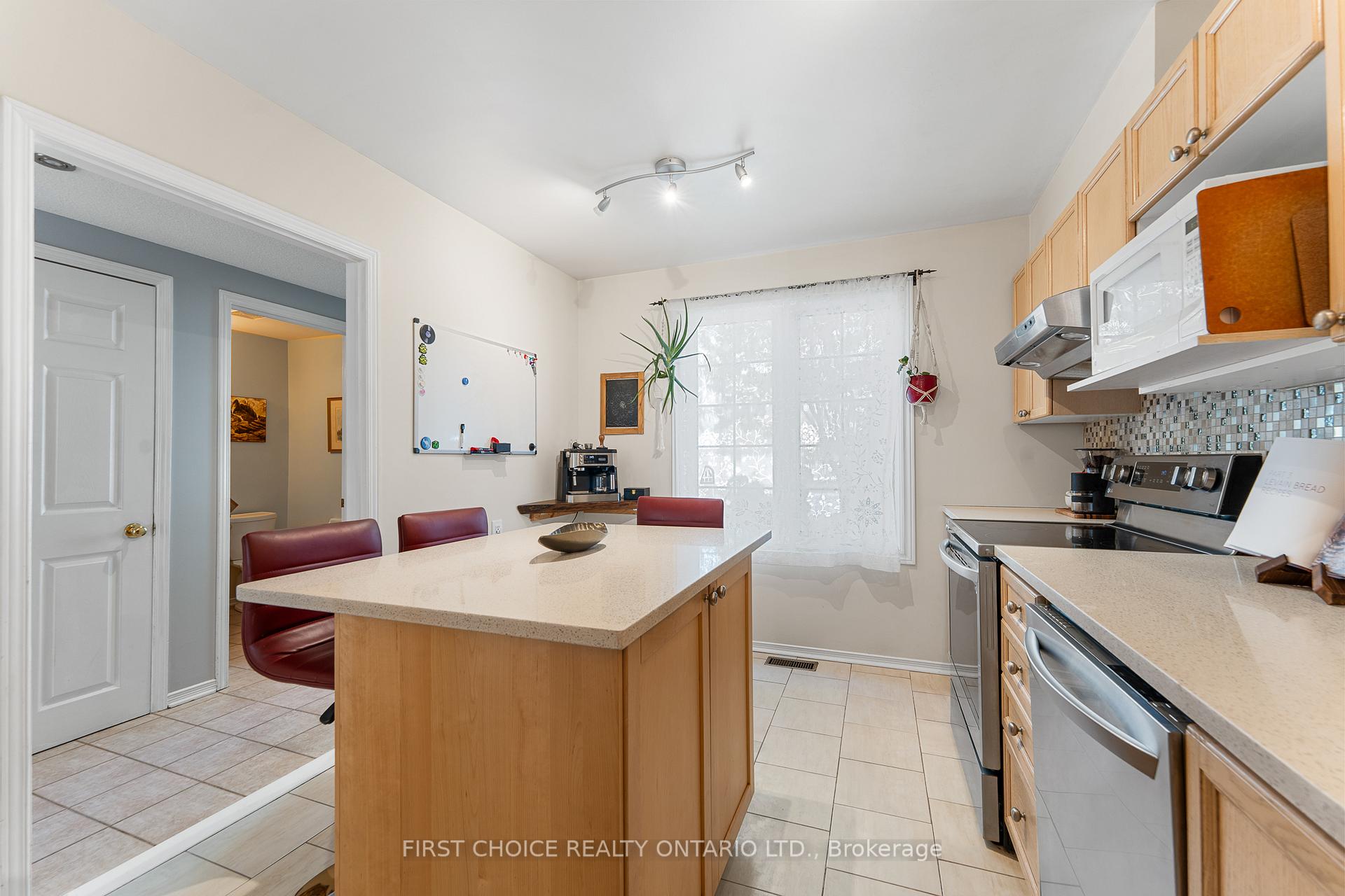Photo 10 of 1306 Morrison Drive, Ottawa, Redwood Park — HOMEH