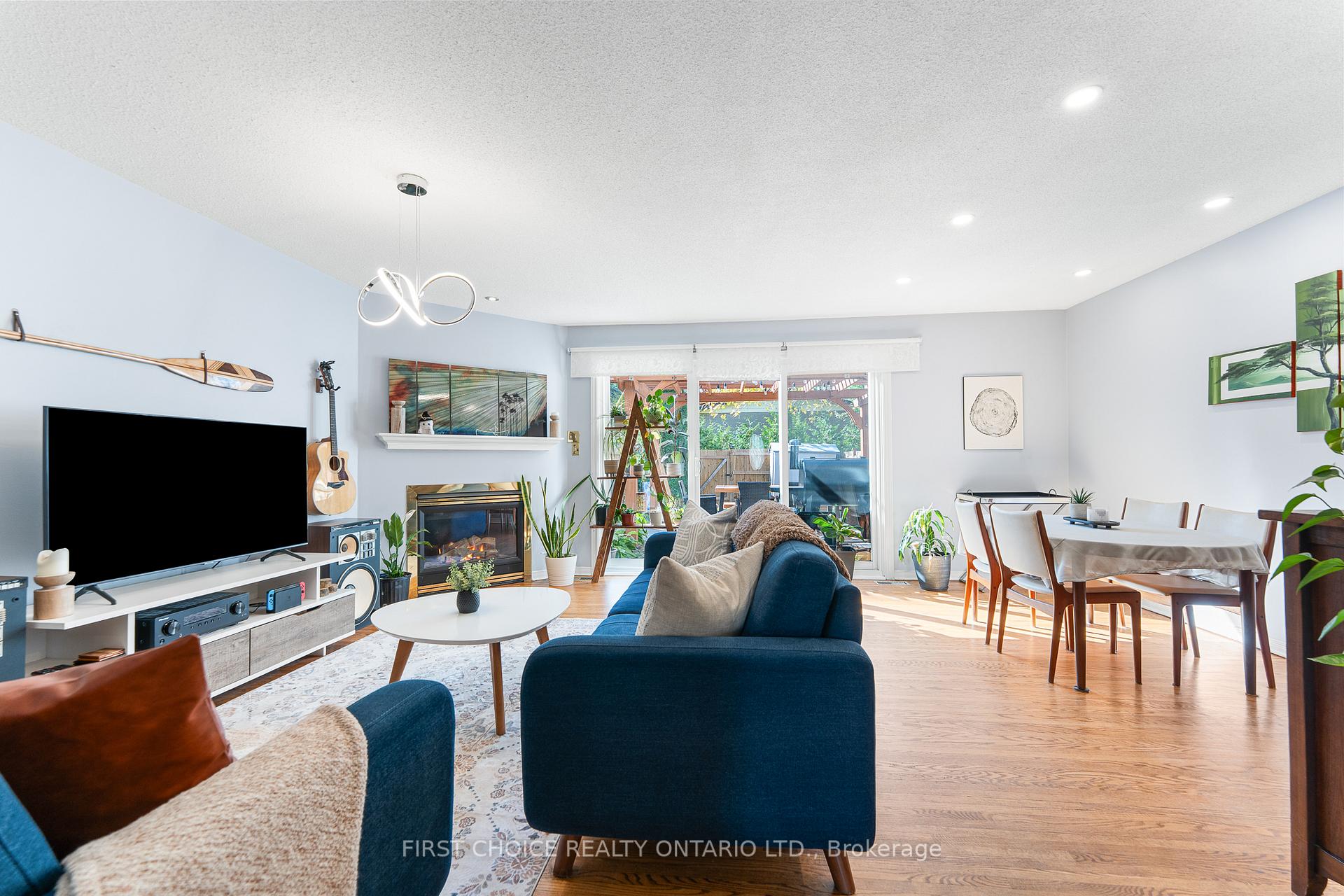 Photo 15 of 1306 Morrison Drive, Ottawa, Redwood Park — HOMEH