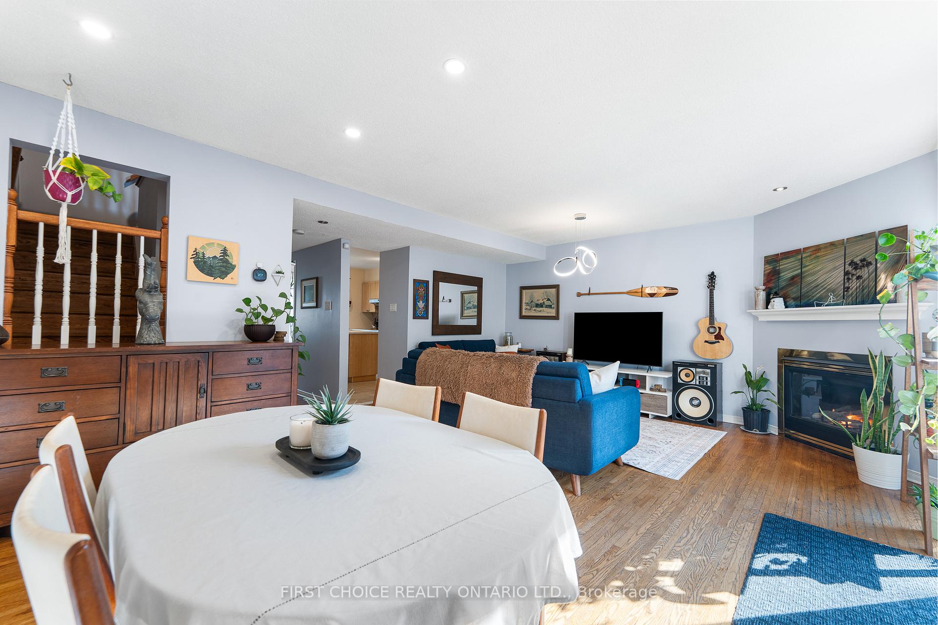 Photo 16 of 1306 Morrison Drive, Ottawa, Redwood Park — HOMEH