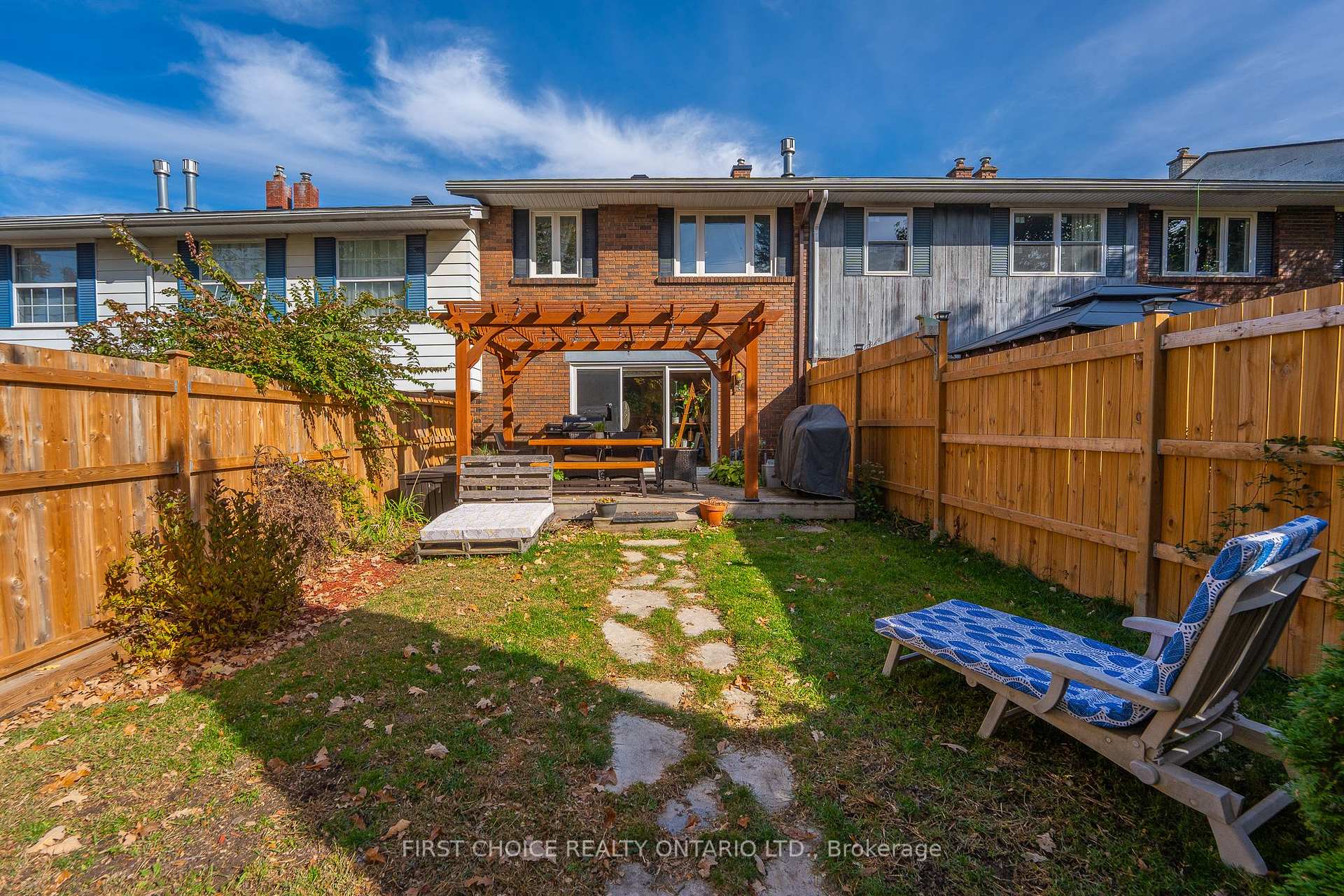 Photo 30 of 1306 Morrison Drive, Ottawa, Redwood Park — HOMEH