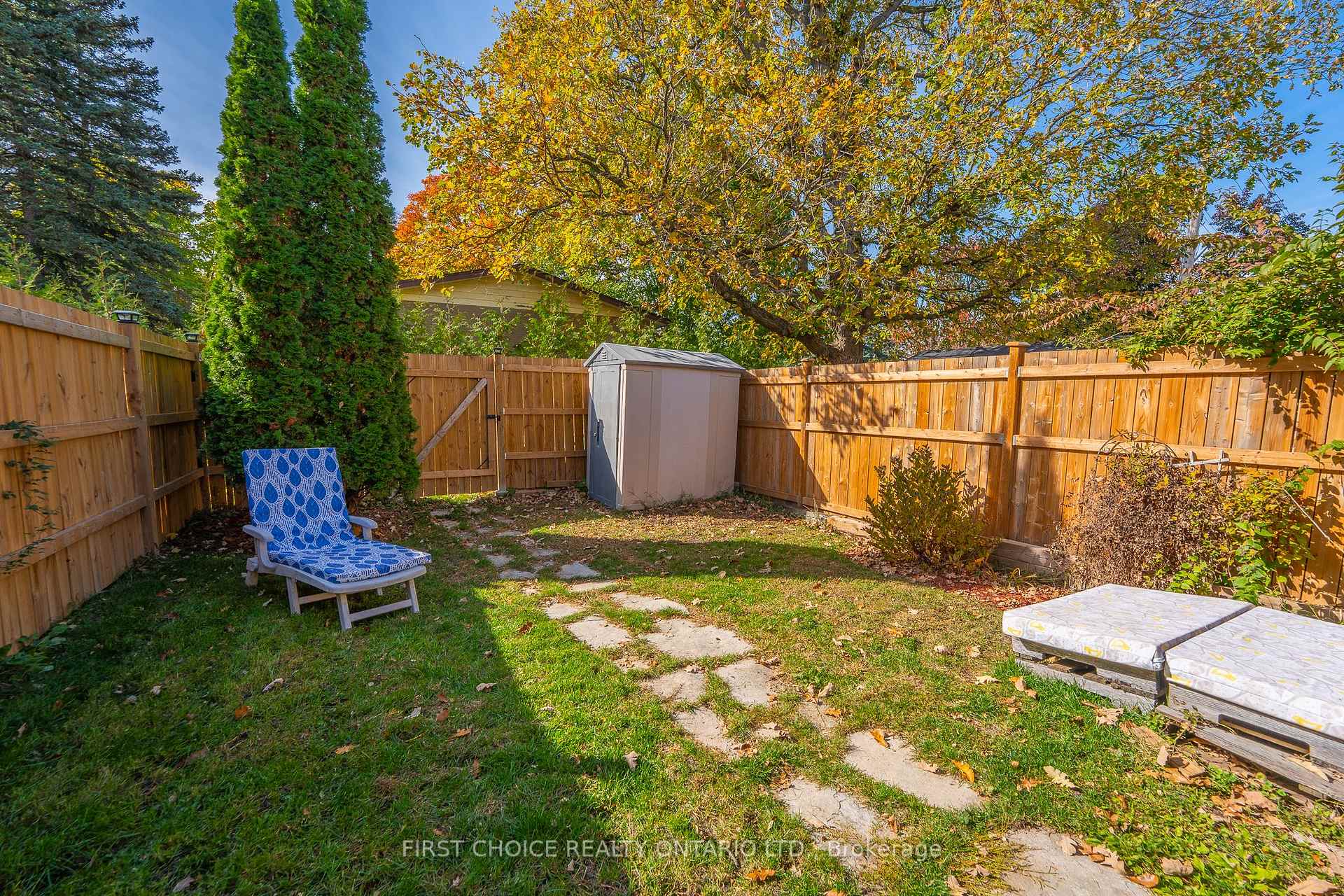 Photo 32 of 1306 Morrison Drive, Ottawa, Redwood Park — HOMEH