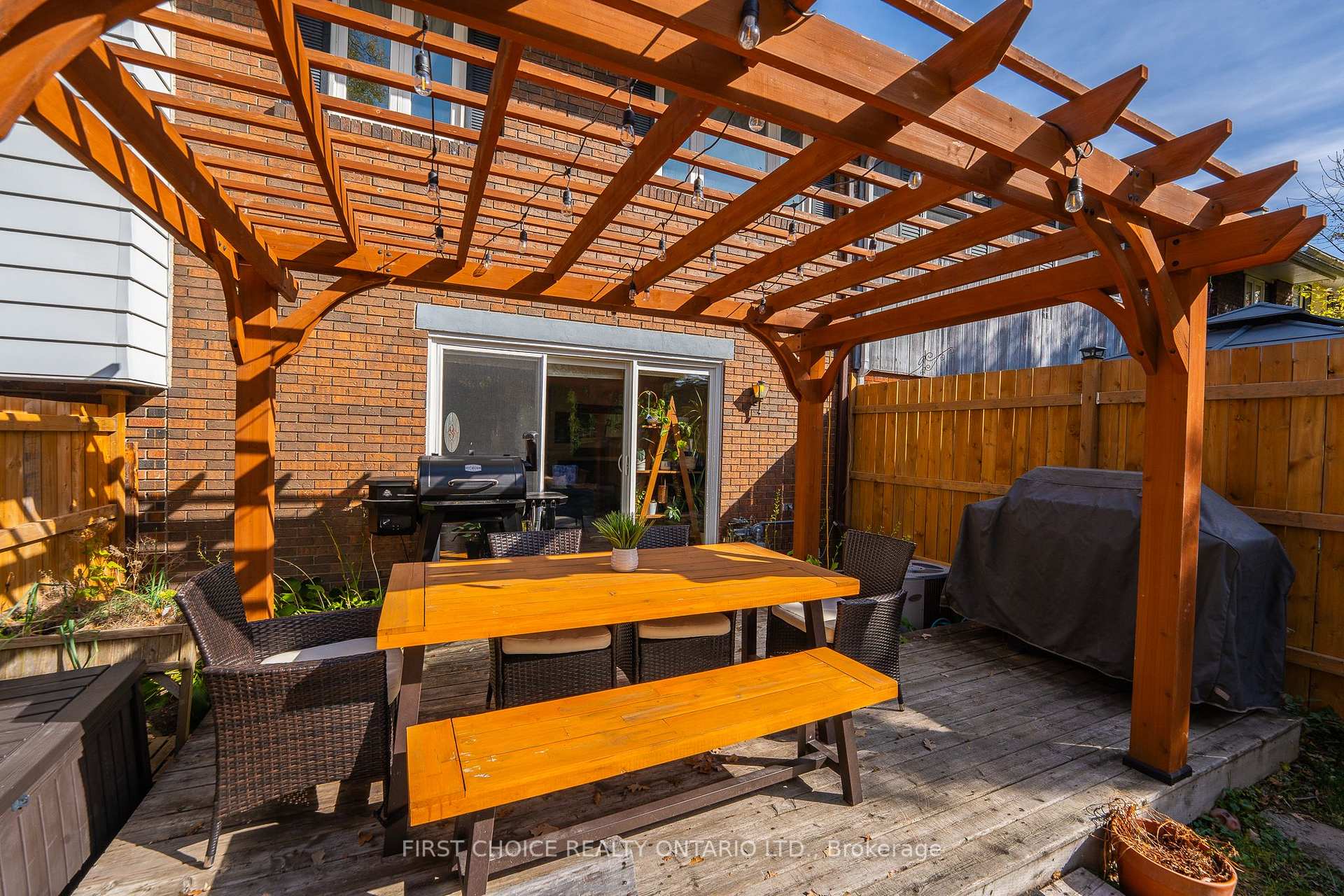 Photo 33 of 1306 Morrison Drive, Ottawa, Redwood Park — HOMEH
