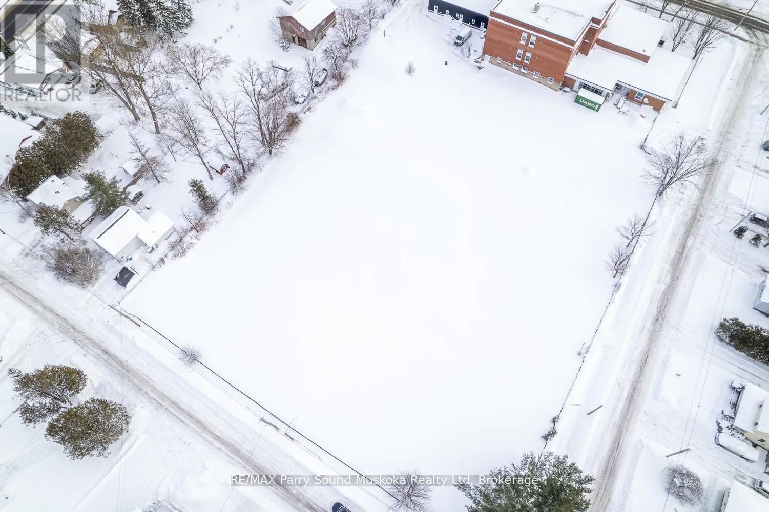 Photo 2 of Meadow Street, Parry Sound — HOMEH