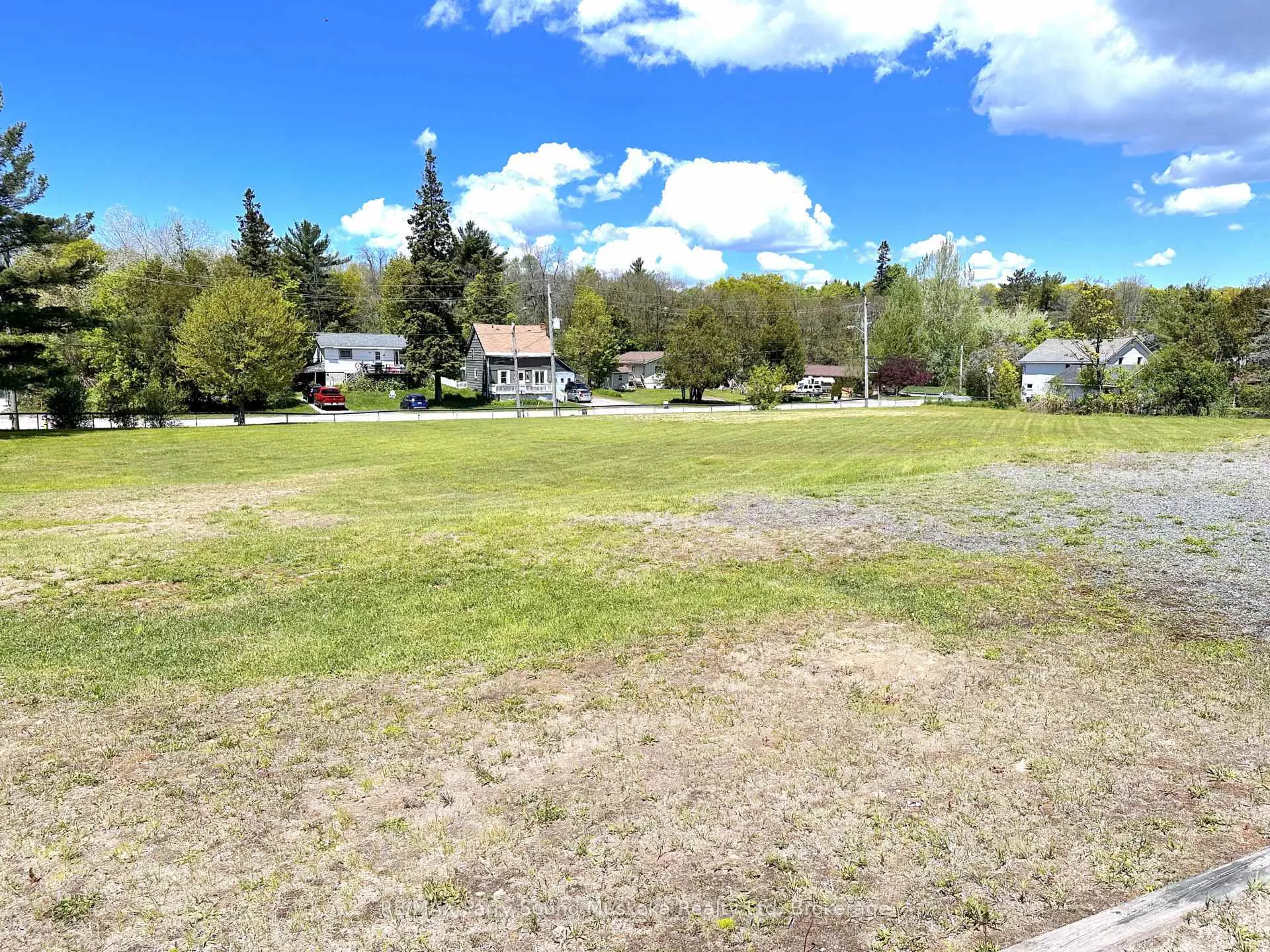 Photo 5 of Meadow Street, Parry Sound — HOMEH