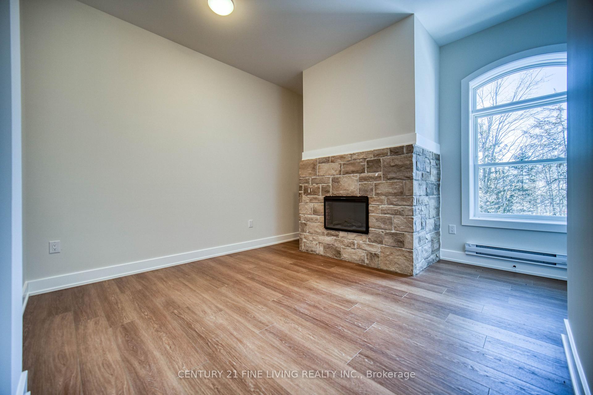 Photo 5 of Unit 201, 1614 Ridge Road E, Oro-Medonte, Hawkestone — HOMEH