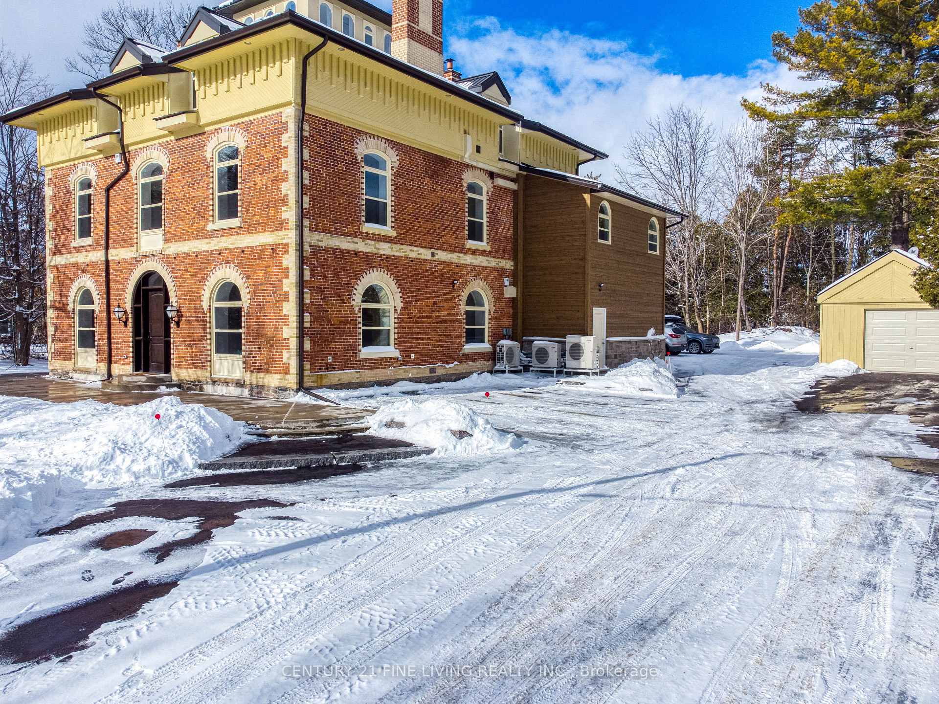 Photo 17 of Unit 201, 1614 Ridge Road E, Oro-Medonte, Hawkestone — HOMEH