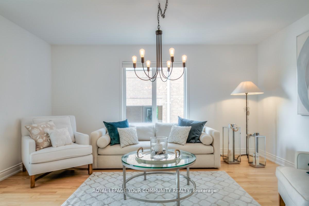 Photo 7 of 503 Silken Laumann Drive, Newmarket, Stonehaven-Wyndham — HOMEH
