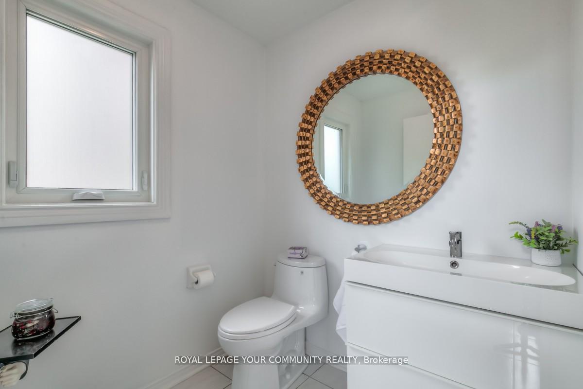 Photo 18 of 503 Silken Laumann Drive, Newmarket, Stonehaven-Wyndham — HOMEH