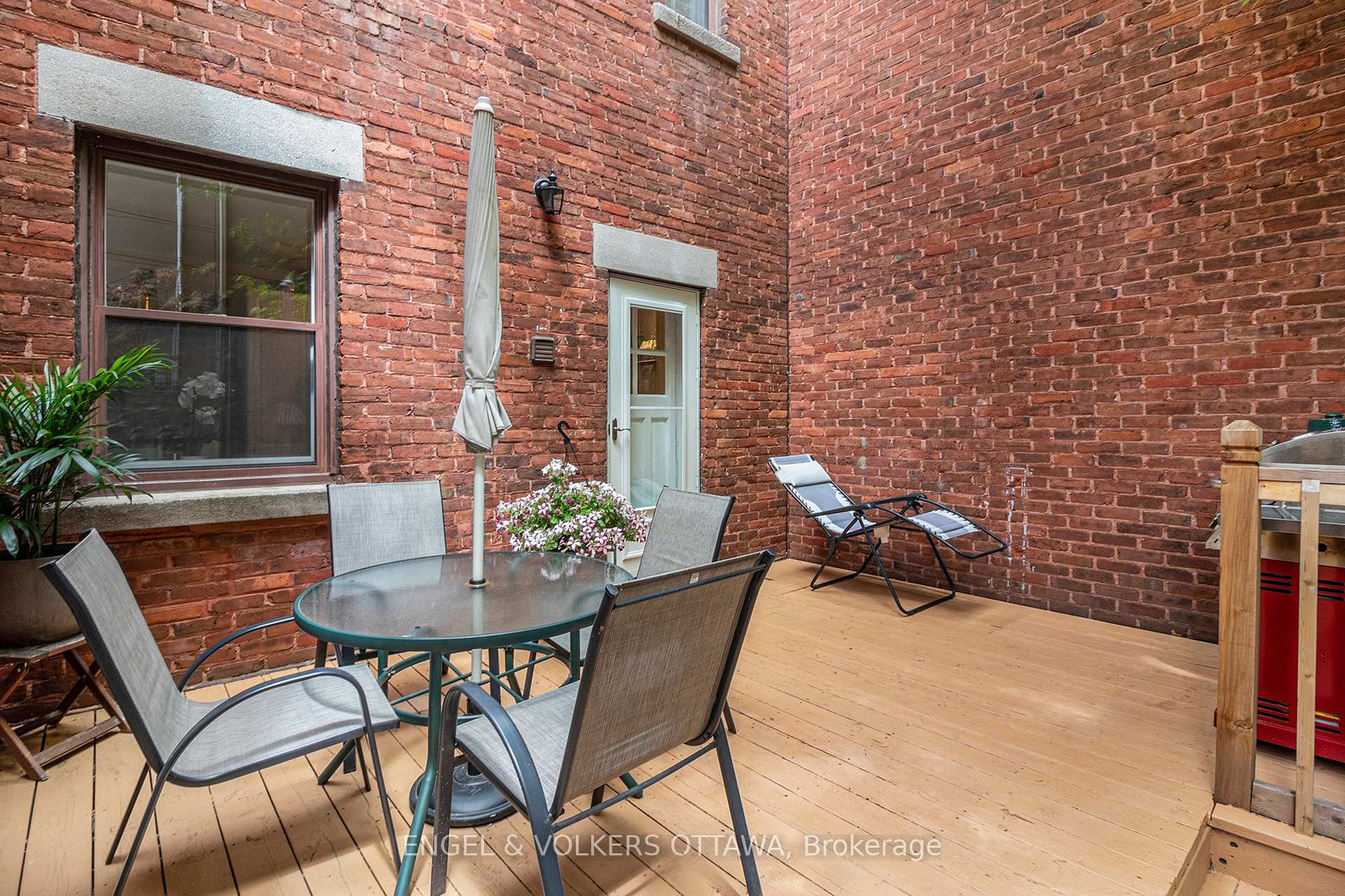 Photo 22 of 72 Putman Avenue, Ottawa, Lindenlea — HOMEH