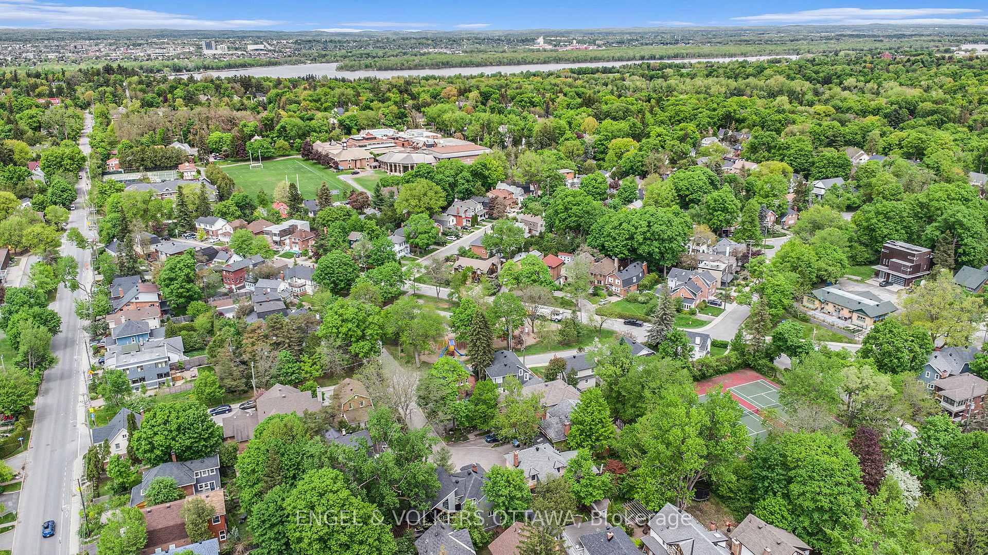 Photo 29 of 72 Putman Avenue, Ottawa, Lindenlea — HOMEH