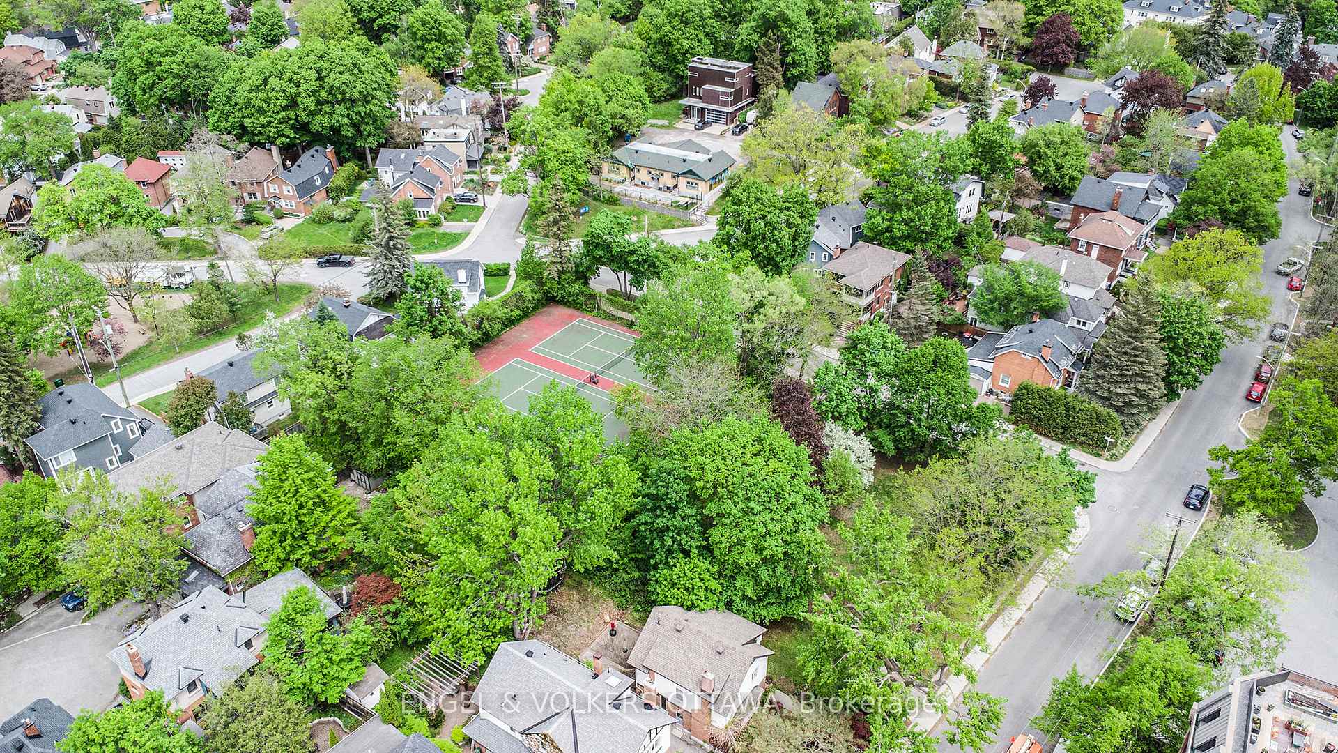 Photo 30 of 72 Putman Avenue, Ottawa, Lindenlea — HOMEH