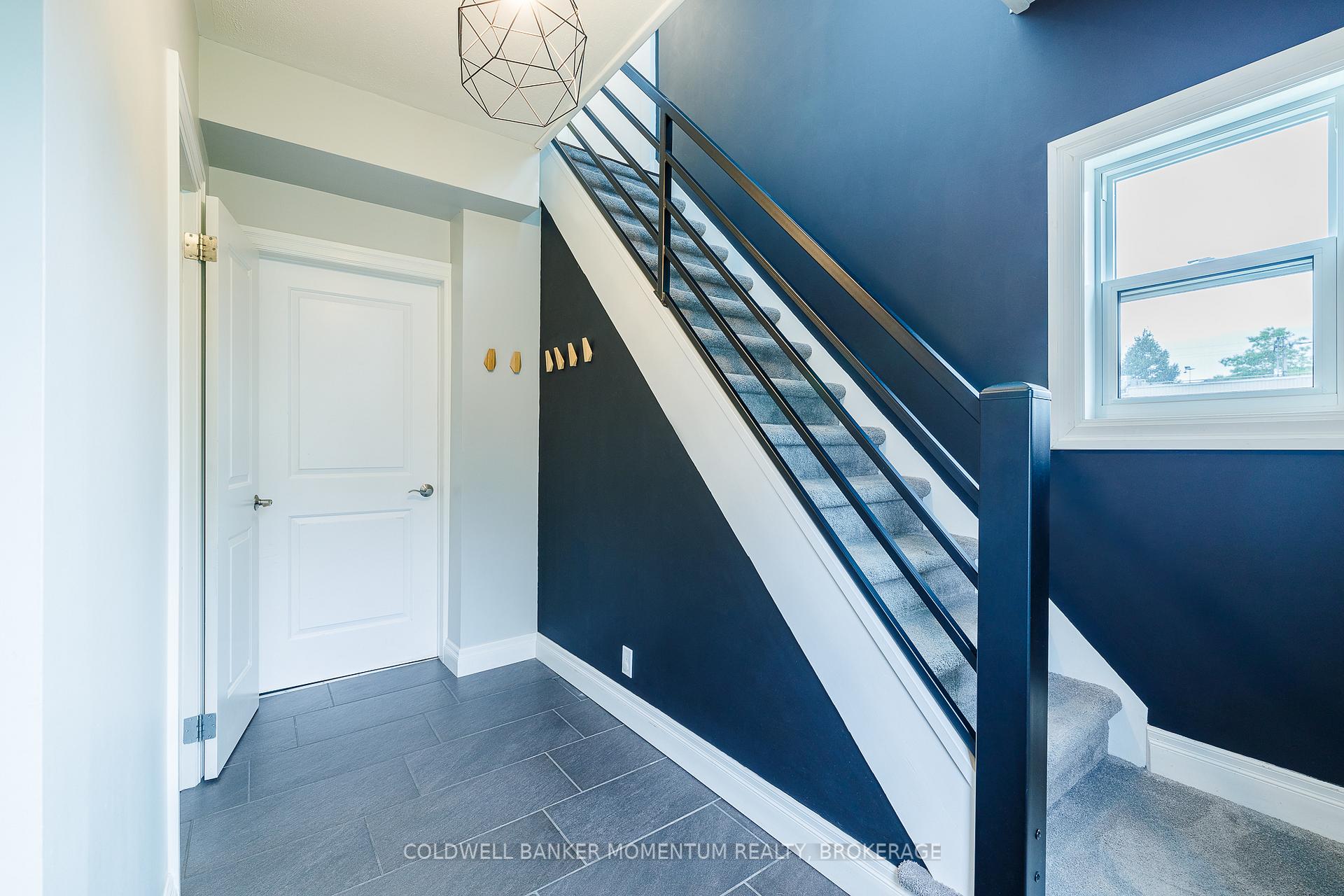 Photo 4 of 1344 Effingham Street, Pelham, Fenwick — HOMEH