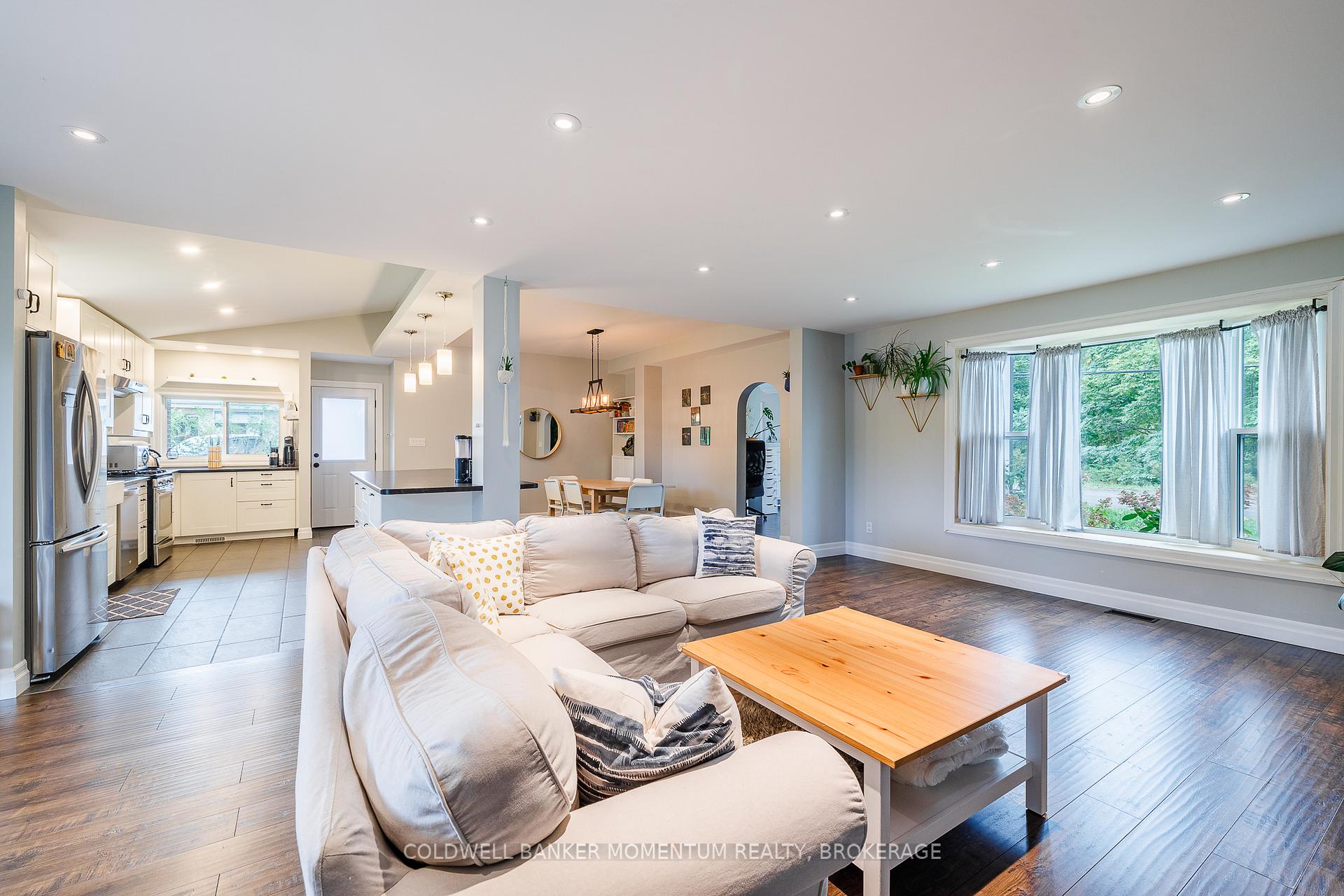 Photo 21 of 1344 Effingham Street, Pelham, Fenwick — HOMEH