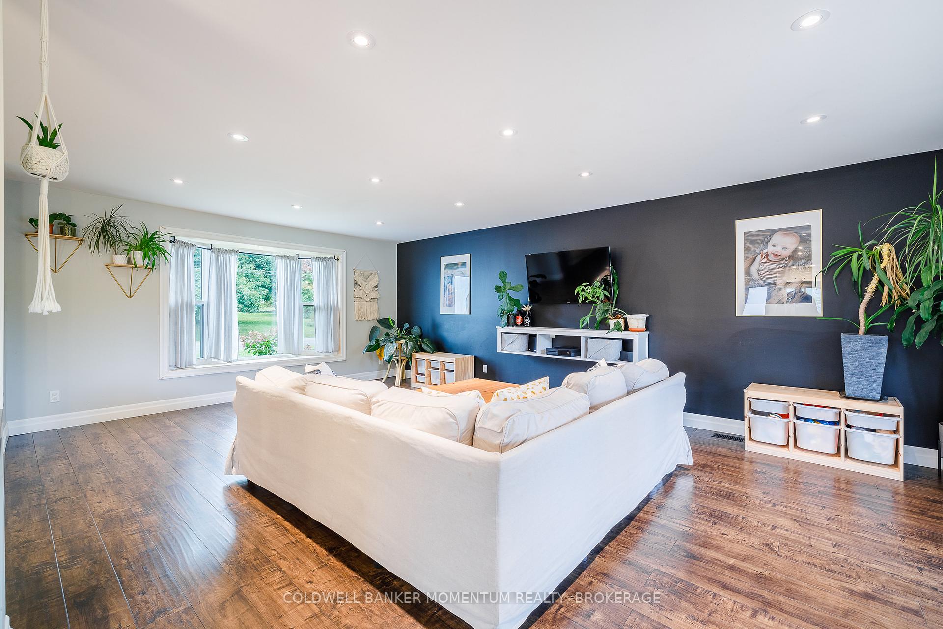 Photo 22 of 1344 Effingham Street, Pelham, Fenwick — HOMEH