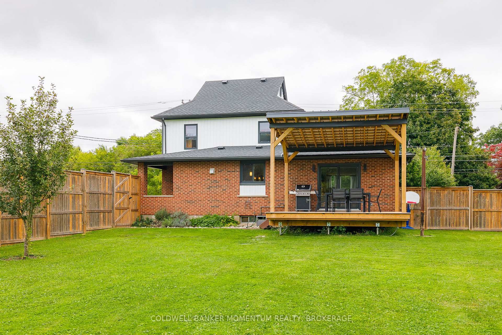 Photo 46 of 1344 Effingham Street, Pelham, Fenwick — HOMEH