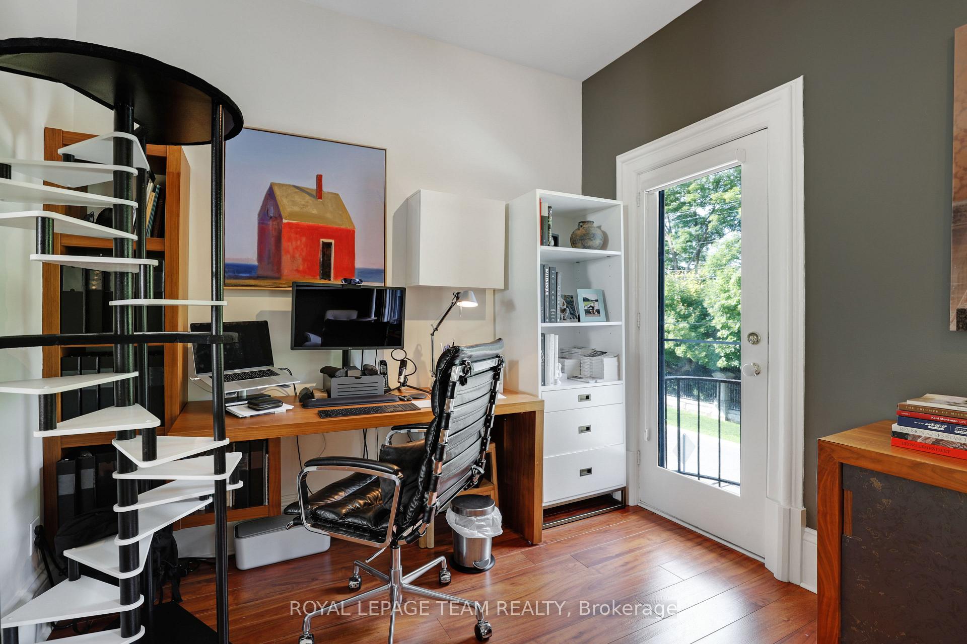 Photo 19 of 161 Mackay Street, Ottawa, New Edinburgh — HOMEH