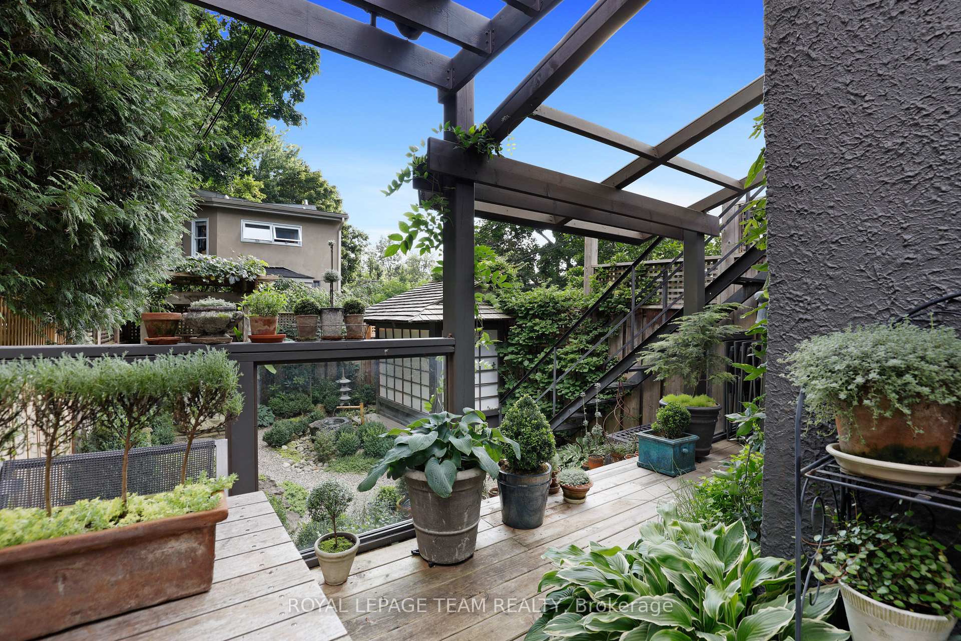 Photo 21 of 161 Mackay Street, Ottawa, New Edinburgh — HOMEH