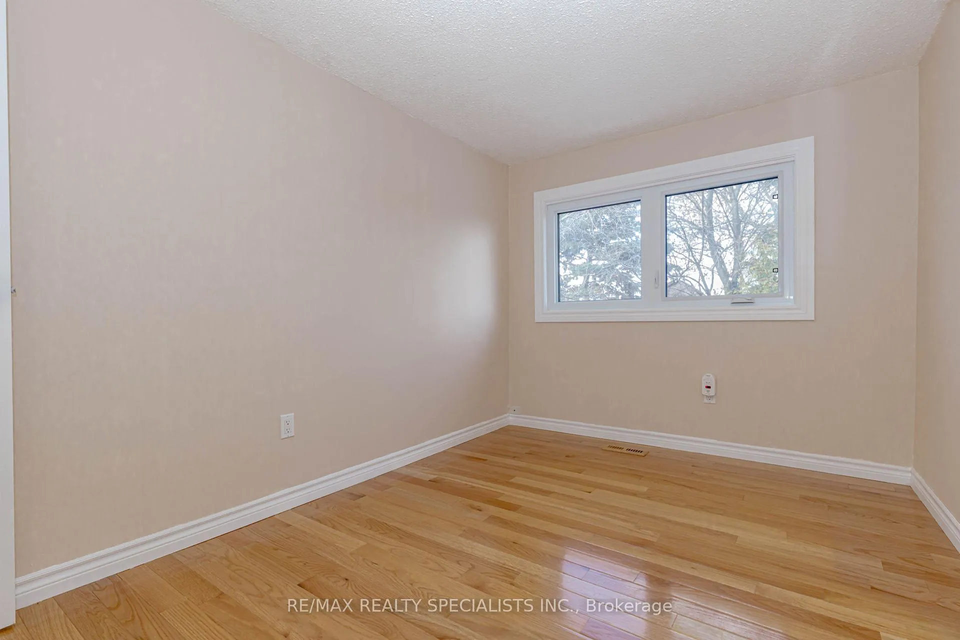 Photo 57 of 7227 Joliette Crescent, Mississauga, Meadowvale — HOMEH