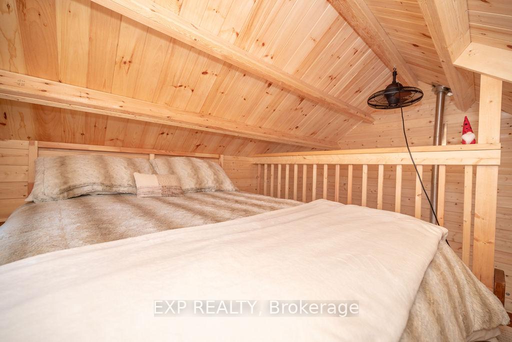 Photo 11 of 178 Maplegrove Lane, North Algona Wilberforce, North Algona/Wilberforce Twp — HOMEH