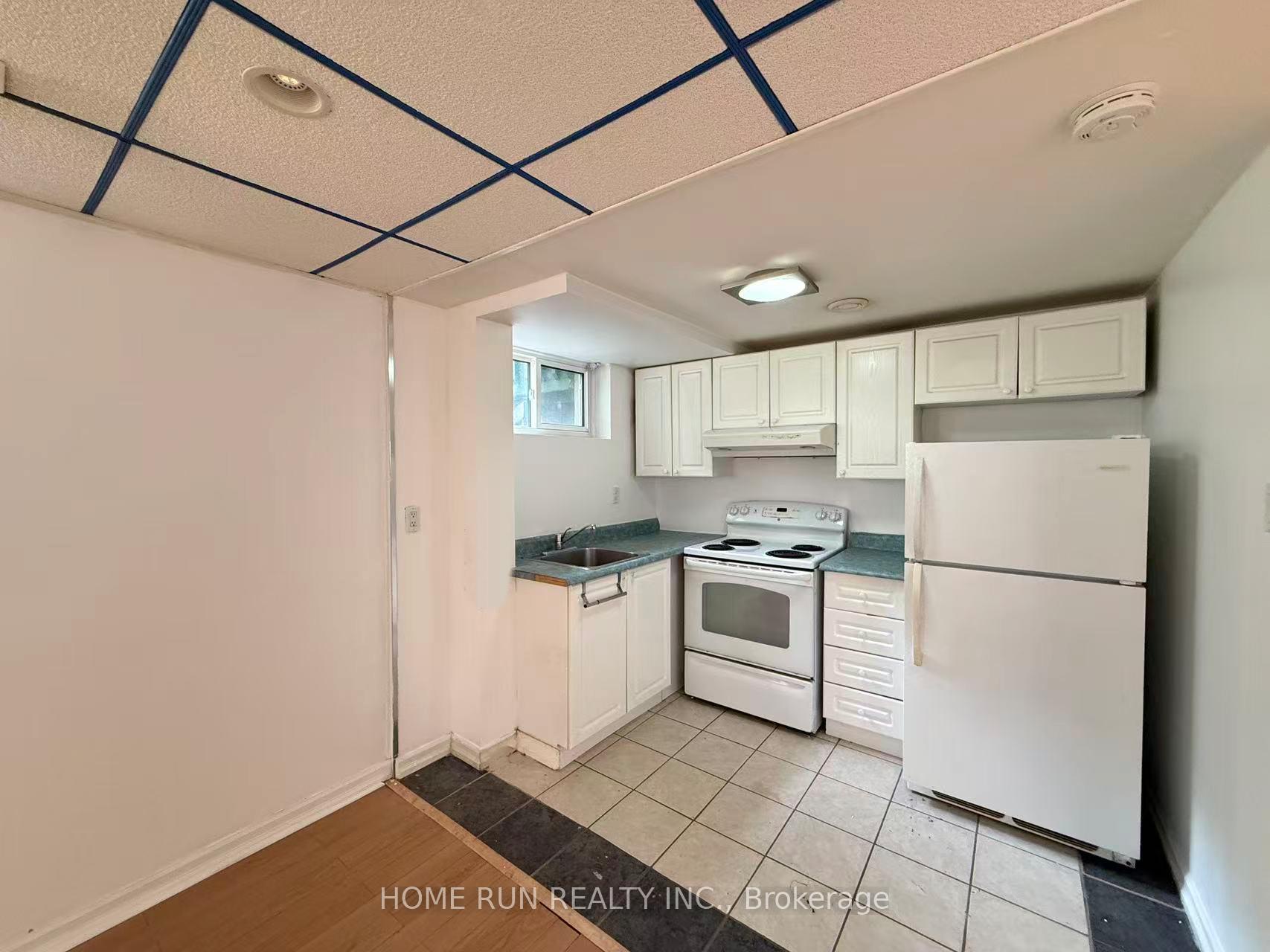 Photo 3 of Unit B, 2382 Tobin Avenue, Ottawa, Queensway Terrace South/Ridgeview — HOMEH
