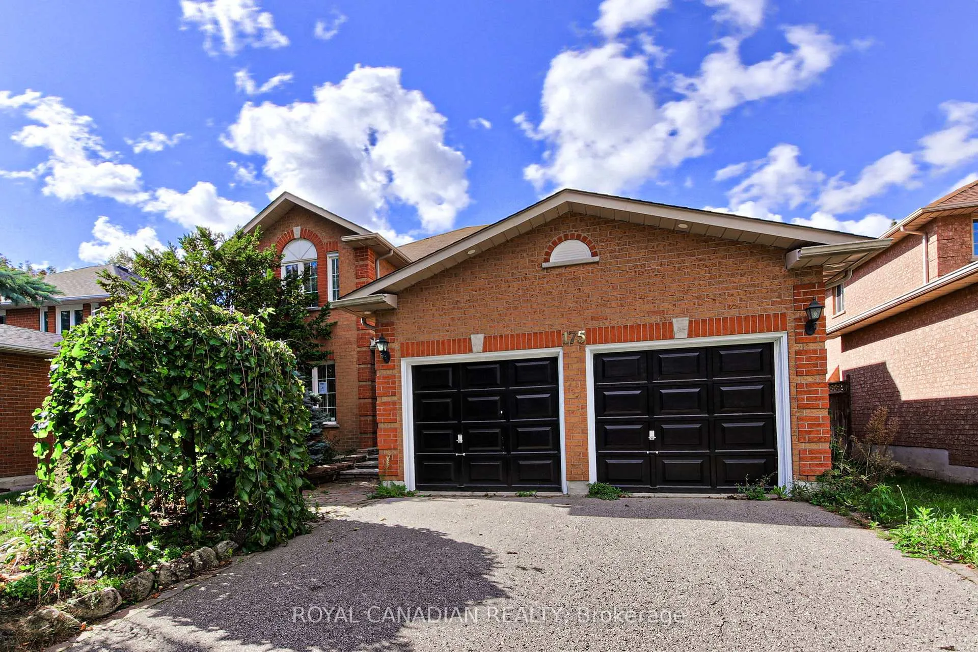Photo 2 of 175 Rhodes Circle, Newmarket, Glenway Estates — HOMEH
