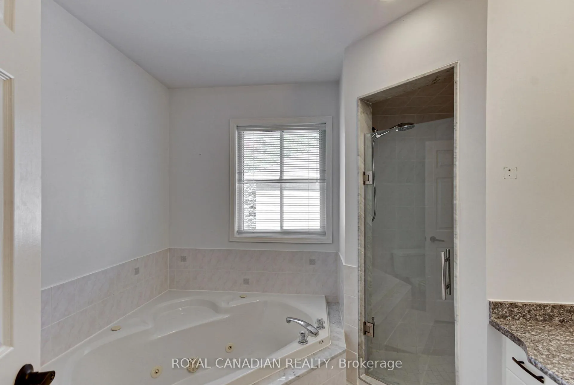 Photo 31 of 175 Rhodes Circle, Newmarket, Glenway Estates — HOMEH