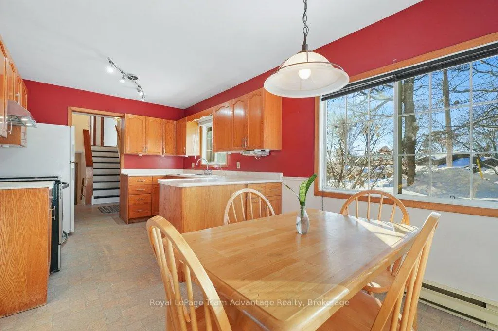 Photo 10 of 22 Virginia Heights, Parry Sound — HOMEH