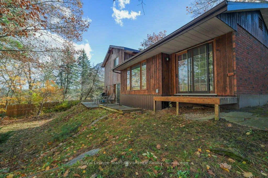 Photo 37 of 22 Virginia Heights, Parry Sound — HOMEH