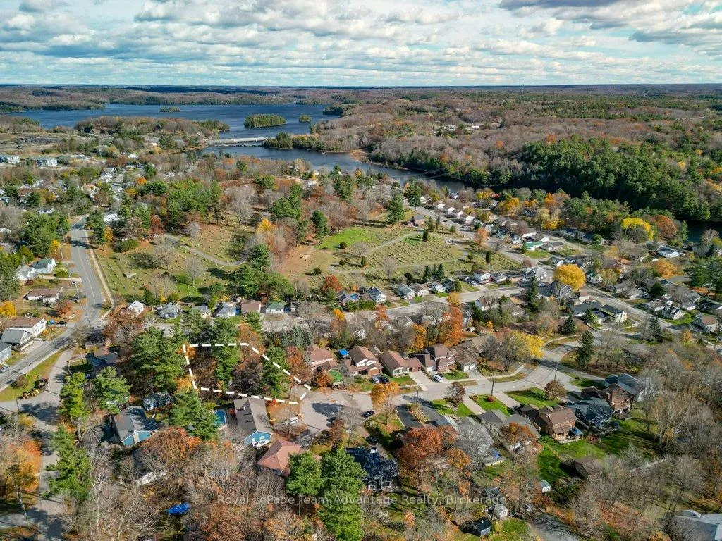 Photo 40 of 22 Virginia Heights, Parry Sound — HOMEH