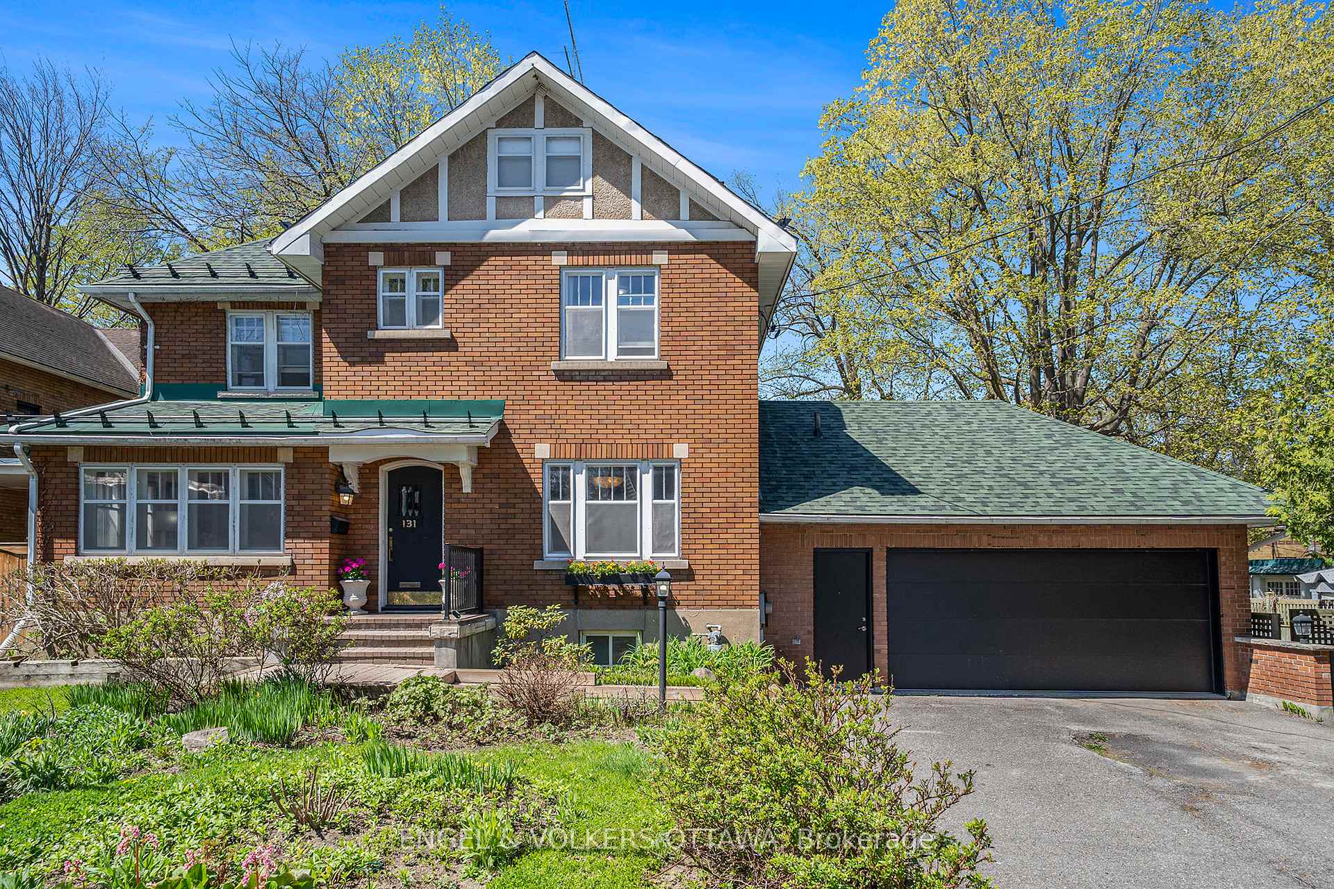 Photo 5 of 131 Acacia Avenue, Ottawa, Lindenlea — HOMEH
