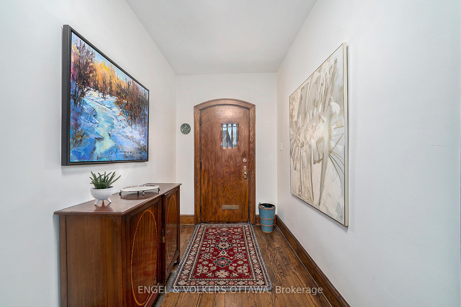 Photo 6 of 131 Acacia Avenue, Ottawa, Lindenlea — HOMEH