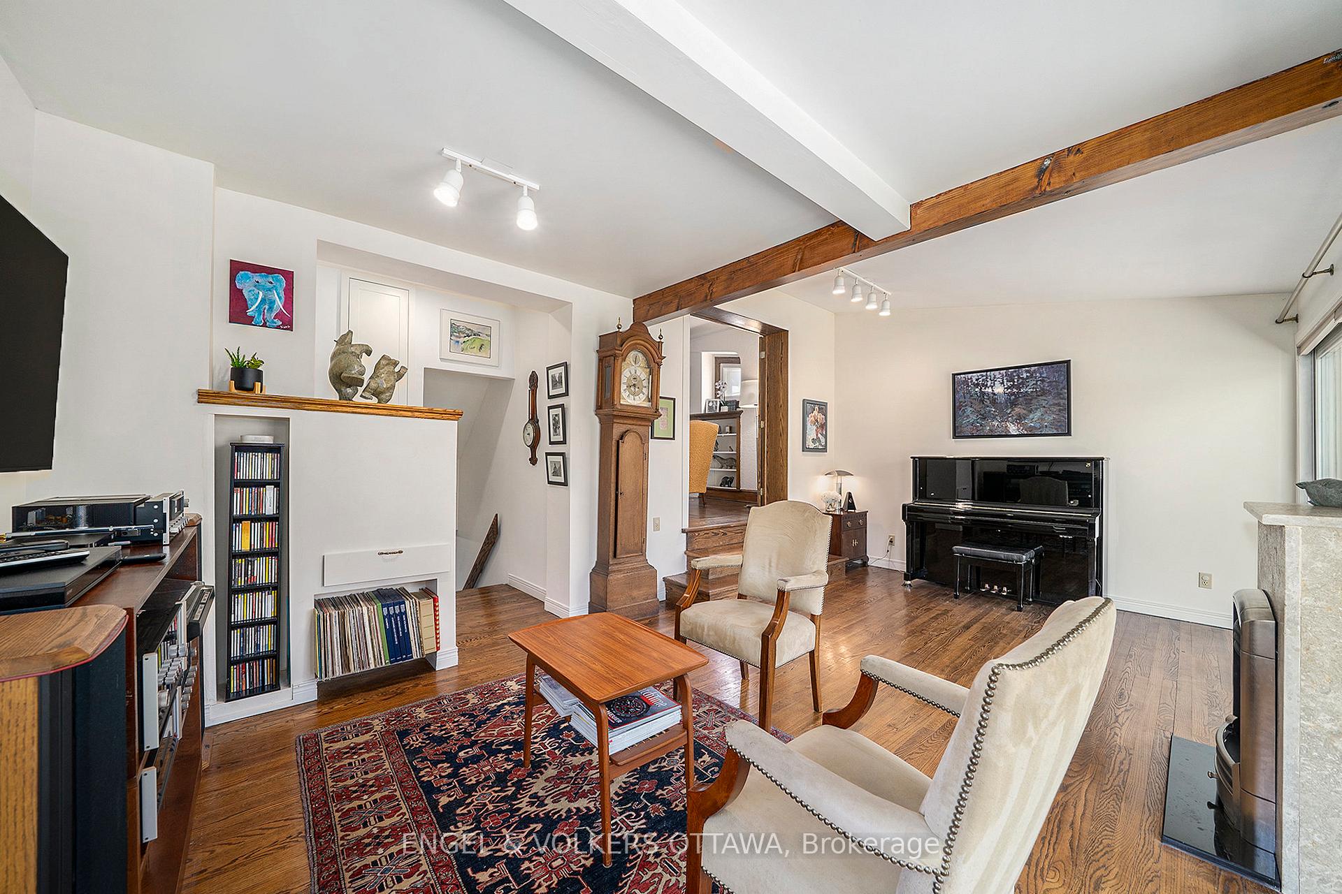 Photo 16 of 131 Acacia Avenue, Ottawa, Lindenlea — HOMEH