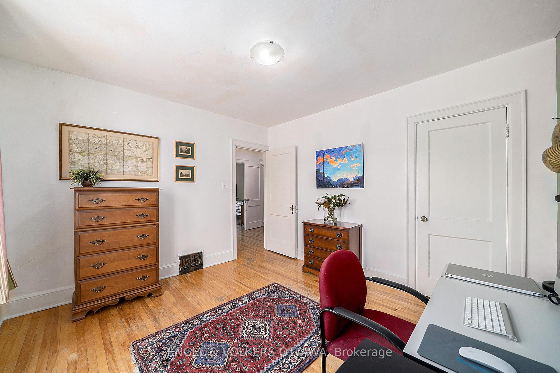 Photo 20 of 131 Acacia Avenue, Ottawa, Lindenlea — HOMEH