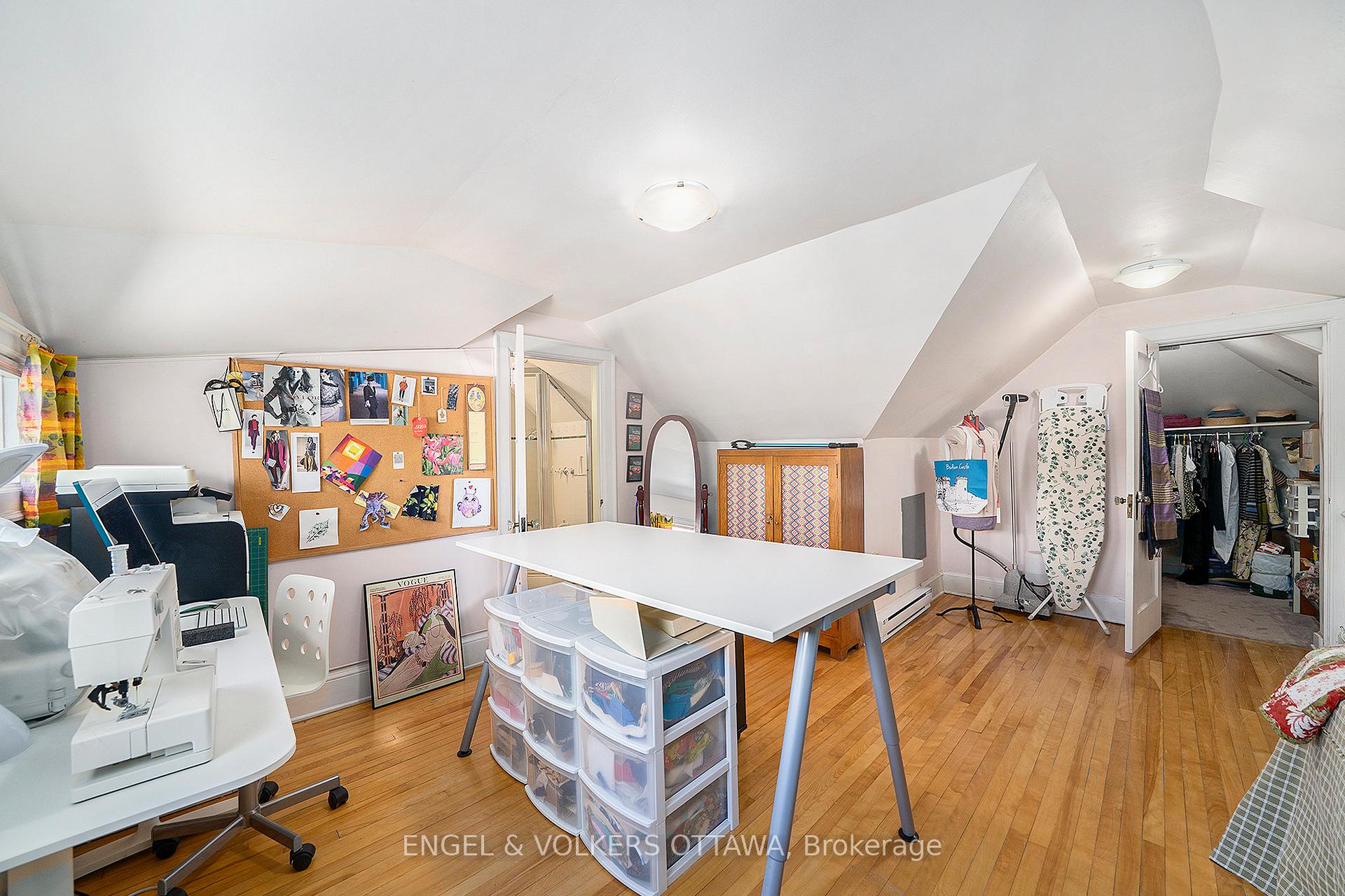 Photo 27 of 131 Acacia Avenue, Ottawa, Lindenlea — HOMEH