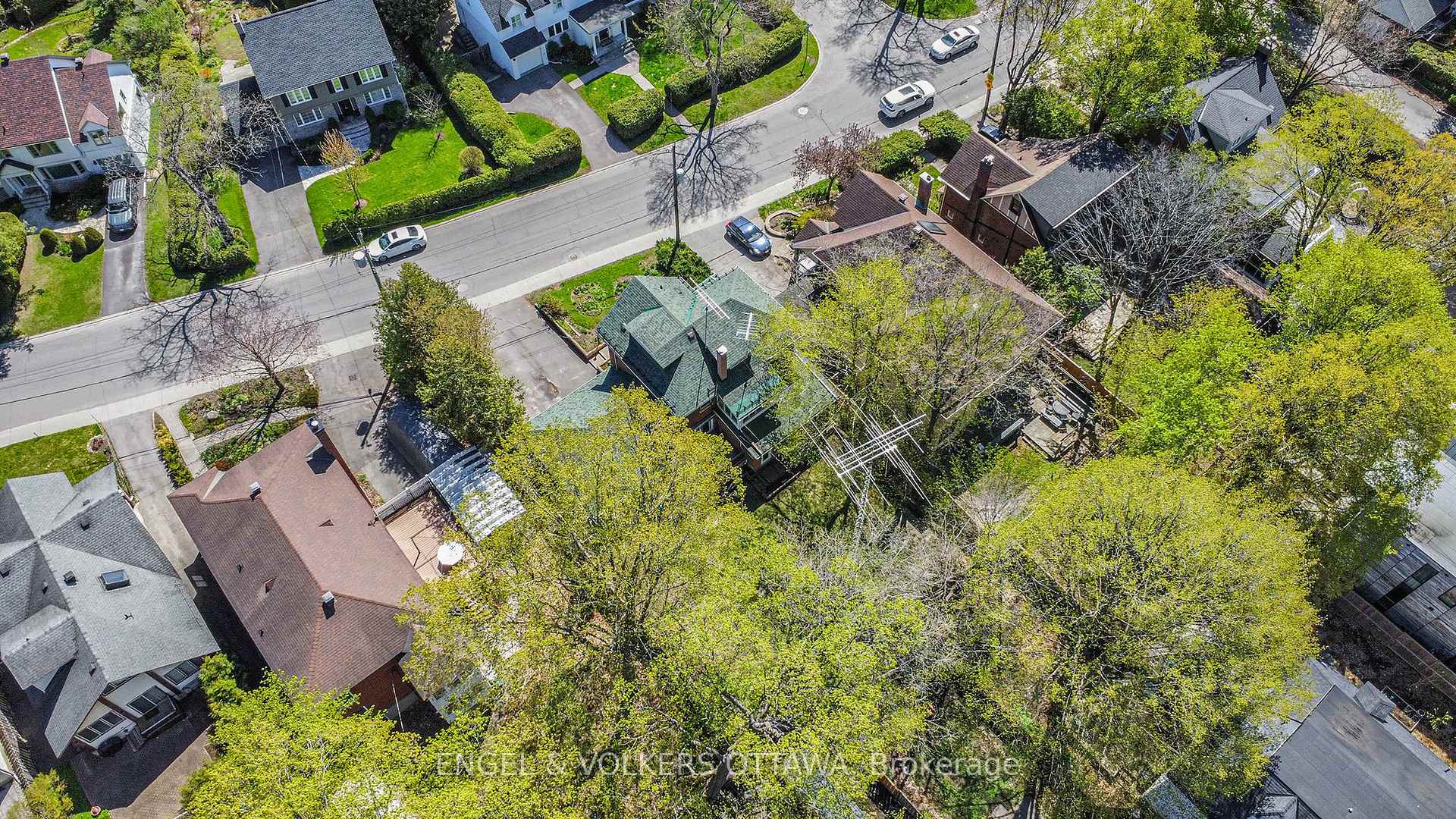 Photo 42 of 131 Acacia Avenue, Ottawa, Lindenlea — HOMEH