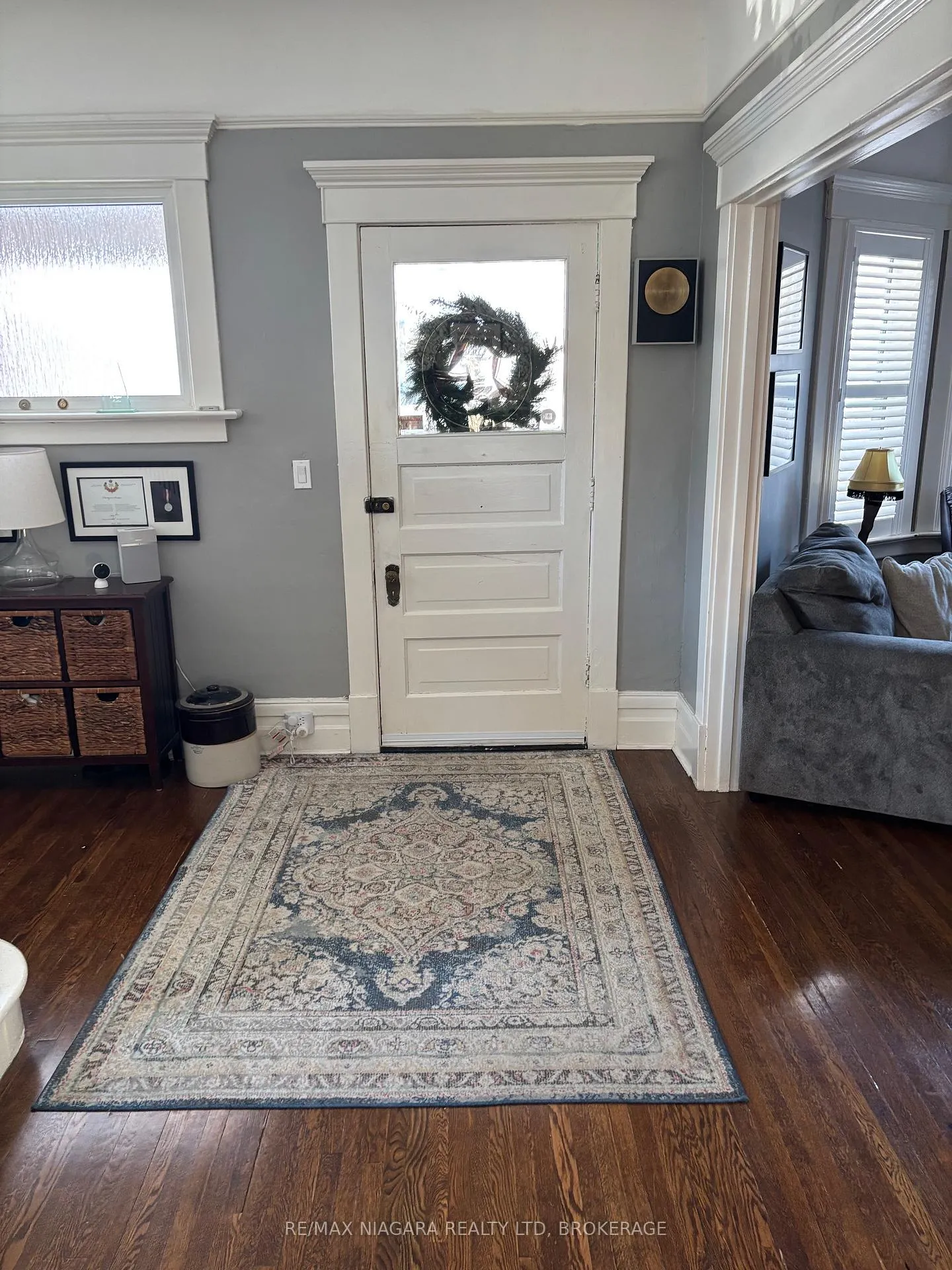 Photo 4 of 4766 Ryerson Crescent, Niagara Falls, Downtown — HOMEH