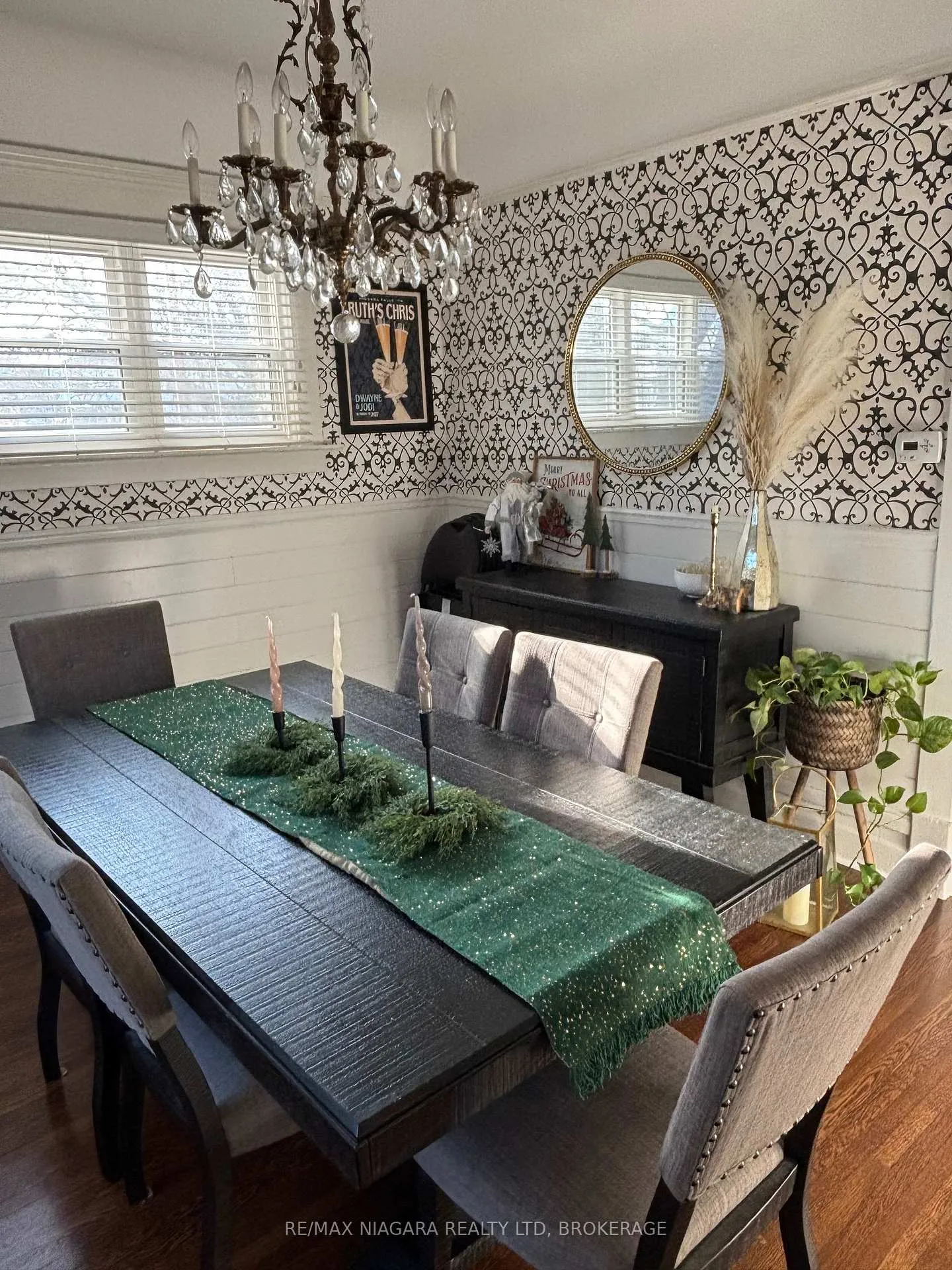 Photo 10 of 4766 Ryerson Crescent, Niagara Falls, Downtown — HOMEH