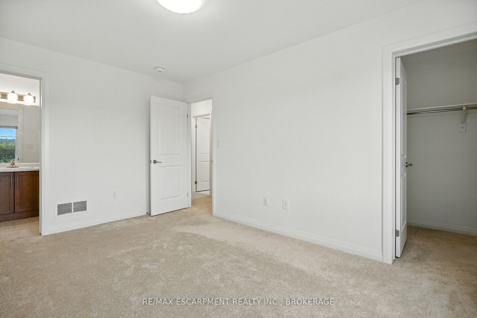 Photo 17 of 25 Saffron Way, Pelham, Fonthill — HOMEH
