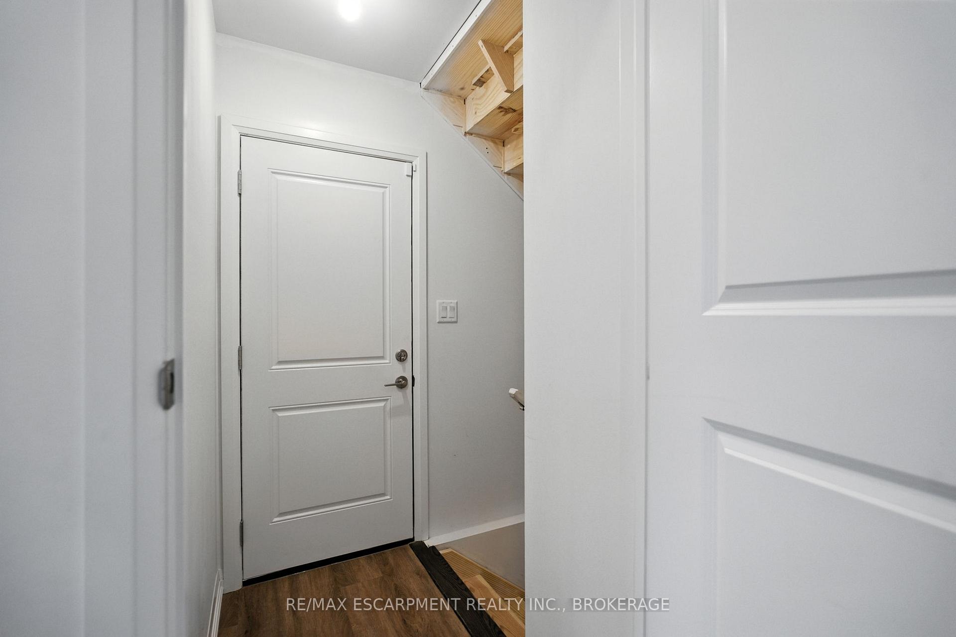 Photo 26 of 25 Saffron Way, Pelham, Fonthill — HOMEH