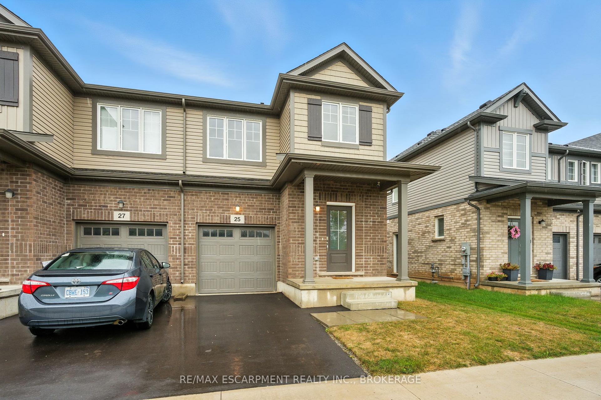 Photo 35 of 25 Saffron Way, Pelham, Fonthill — HOMEH