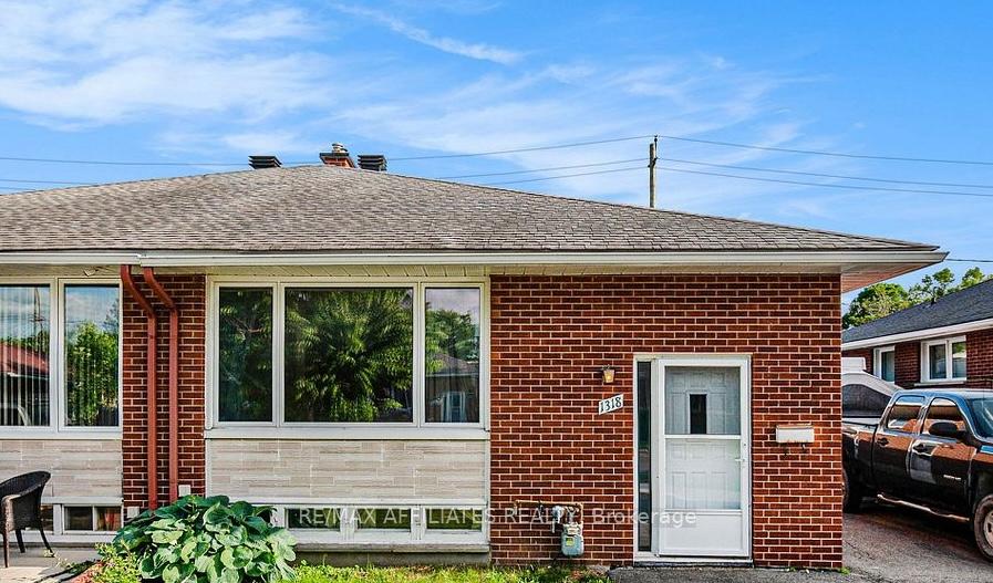 Photo 1 of 1318 Highgate Road, Ottawa, Parkway Park — HOMEH
