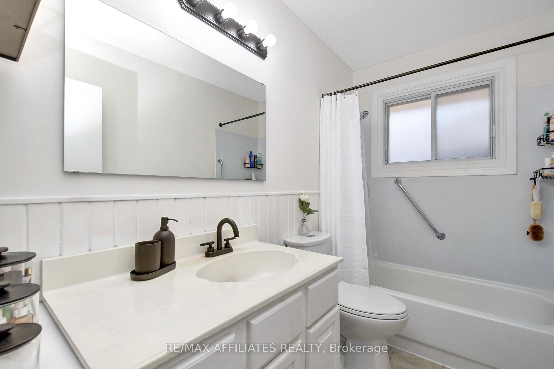 Photo 9 of 1318 Highgate Road, Ottawa, Parkway Park — HOMEH