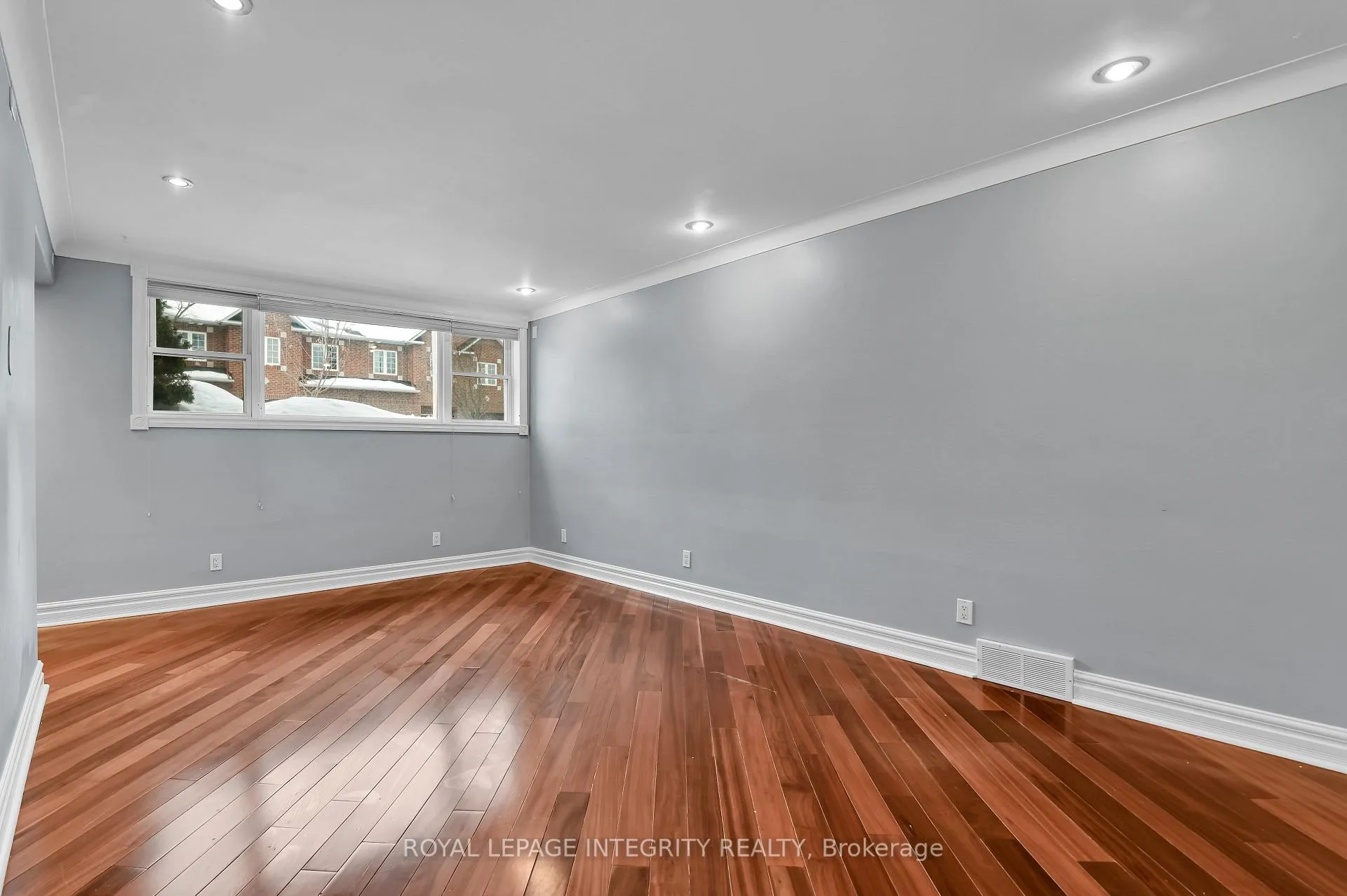 Photo 8 of Unit B, 193 Glynn Avenue, Ottawa, Overbrook/Castle Heights — HOMEH